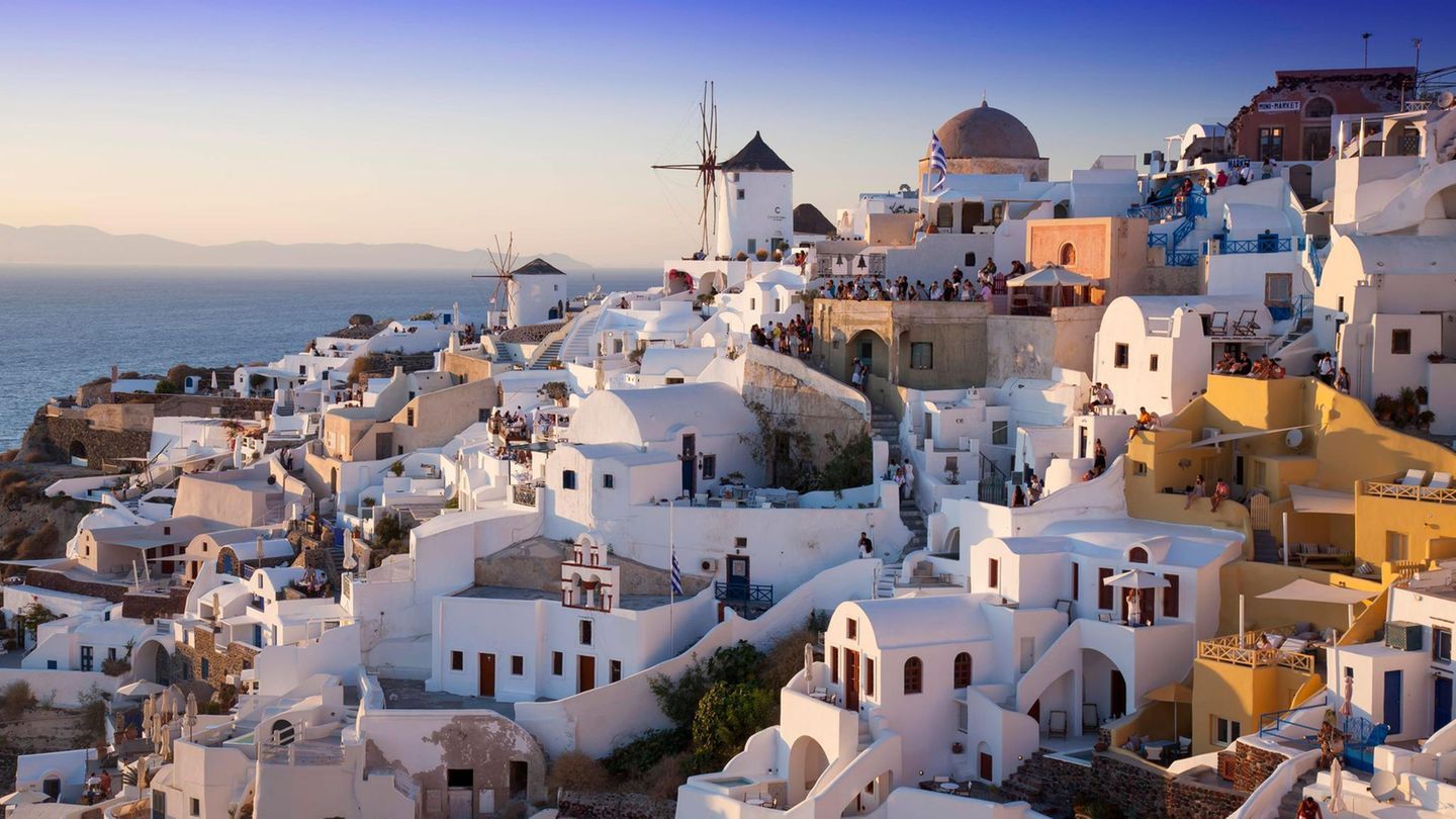 Oia, Santorin, Windmühle, Kuppeln, Abendlicht, HD, Hintergrundbild für den PC