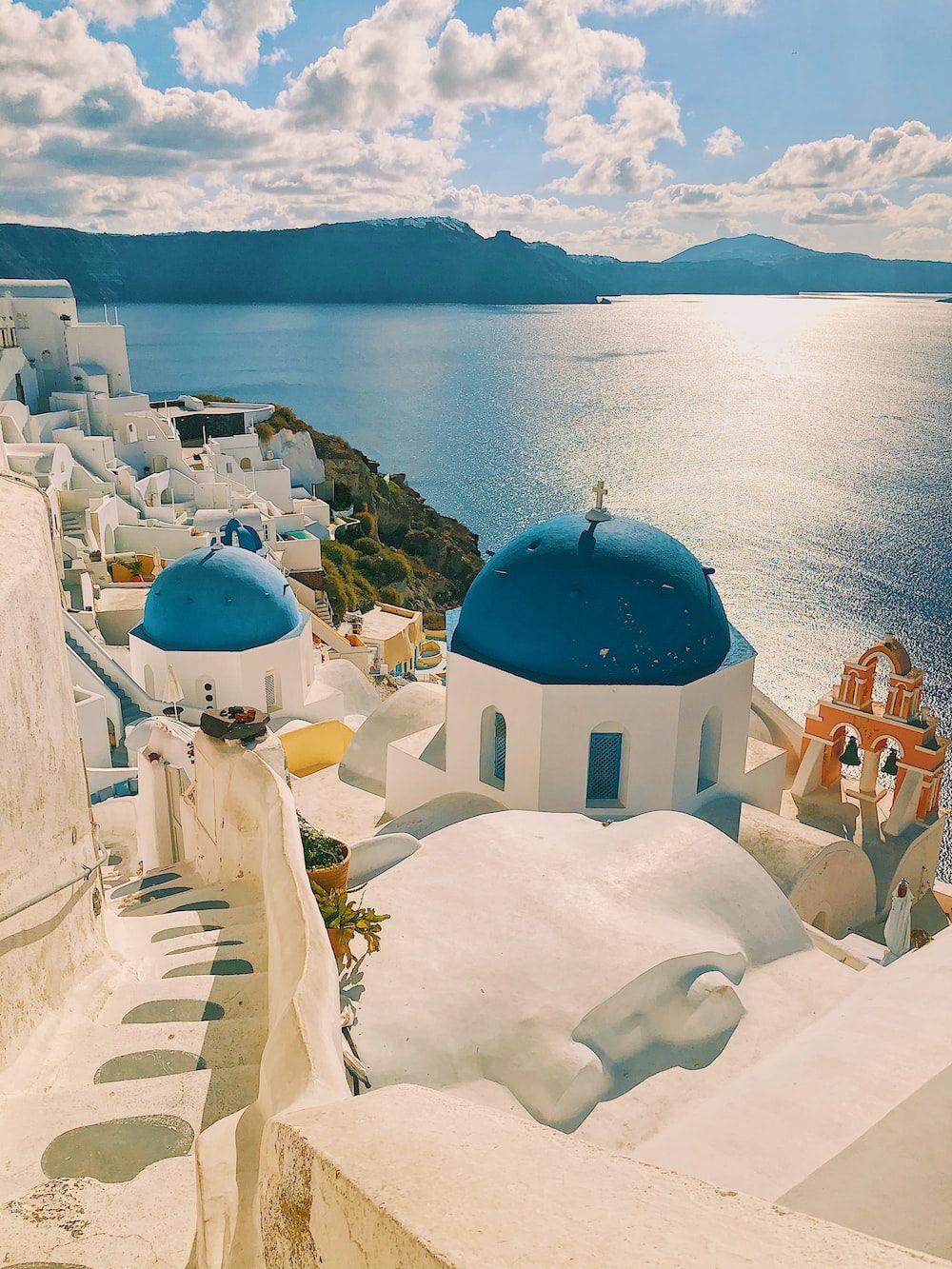 Santorin, Blaue Kuppel, Kirche, Meerblick, Sommer, Hintergrundbild für iPad und Tablet