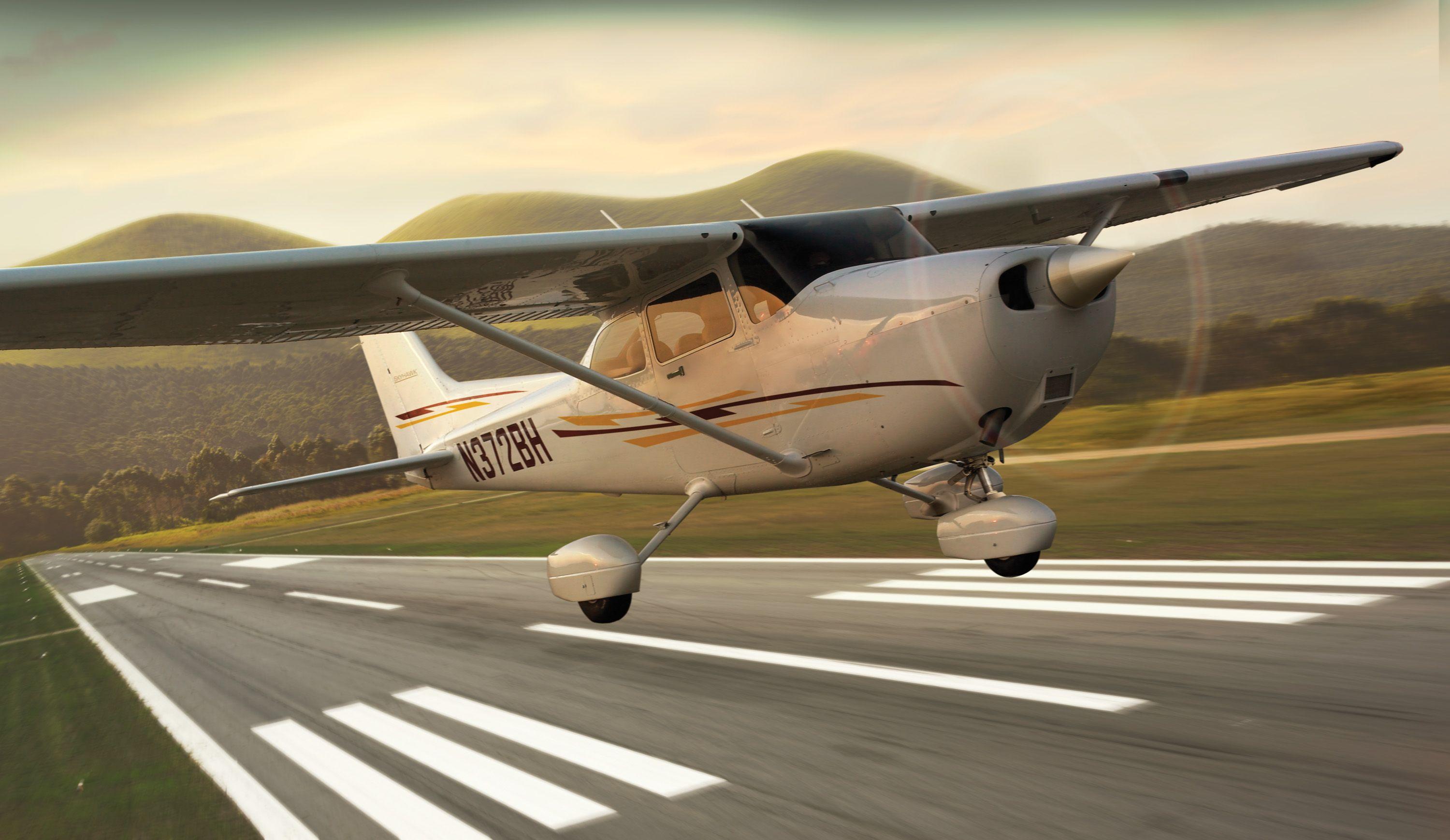 Cessna 172 Skyhawk, Cessna, Landung, Landebahn, Kleinflugzeug, Hügel, 2K, Laptop-Hintergrundbild