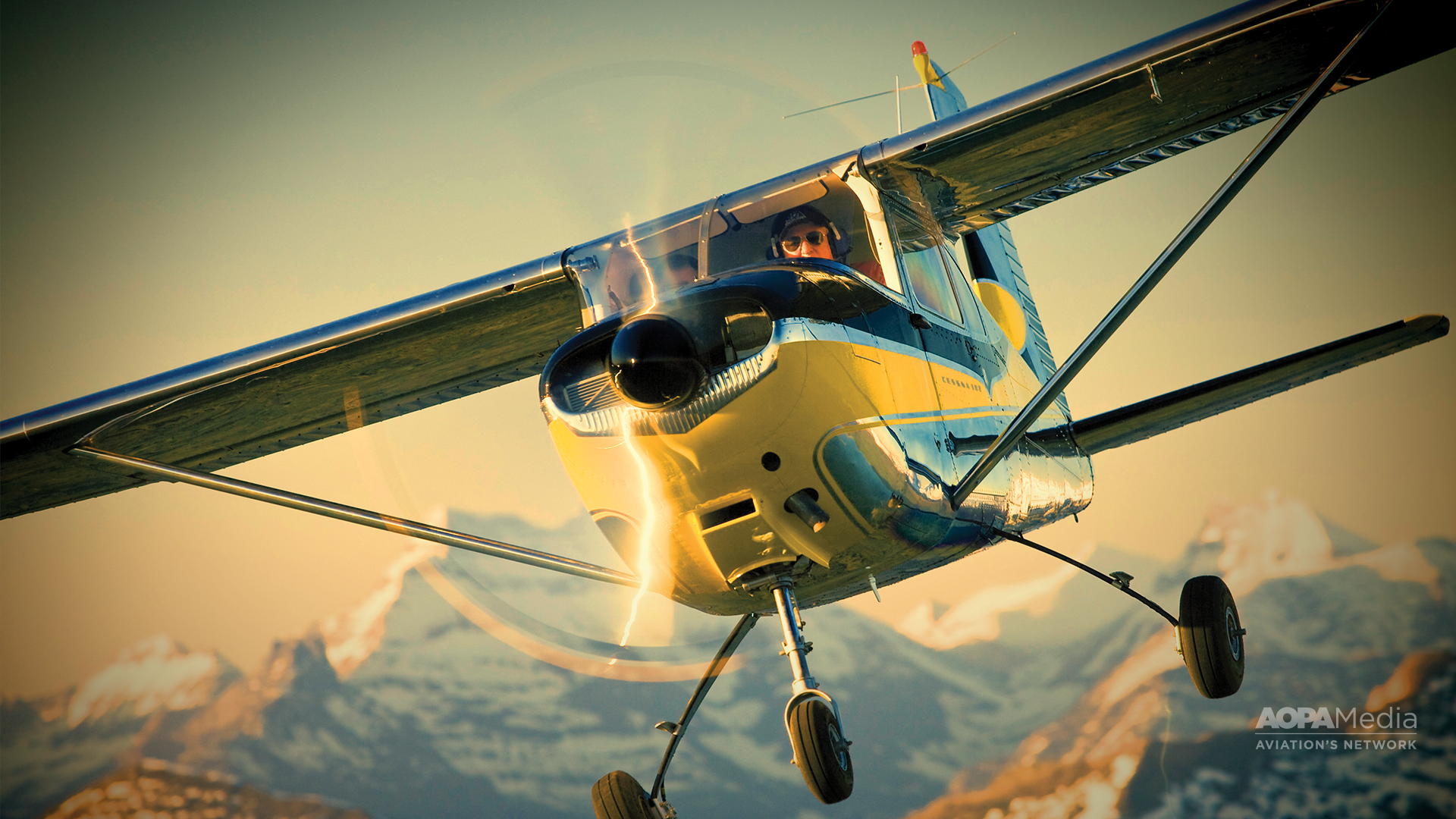 Cessna 172, Cessna, Pilot, Gebirge, Goldenes Licht, Im Flug, Full-HD-Hintergrundbild für PC