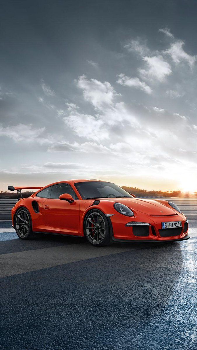 Porsche 911 GT3 RS, Roter Sportwagen, Wolkenhimmel, Nasse Straße, Hintergrundbild fürs Handy