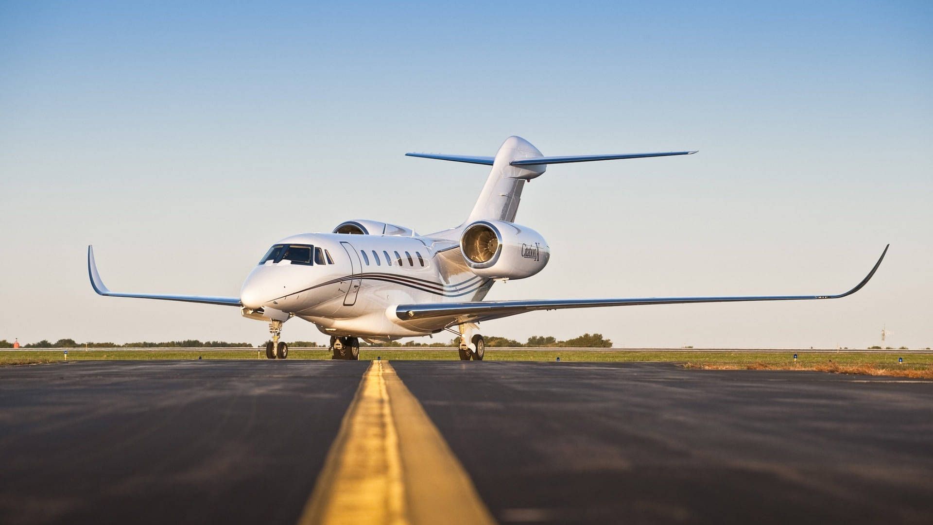 Cessna Citation X, Cessna Citation, Businessjet, Startbahn, Frontansicht, Full HD, Windows-Hintergrundbild