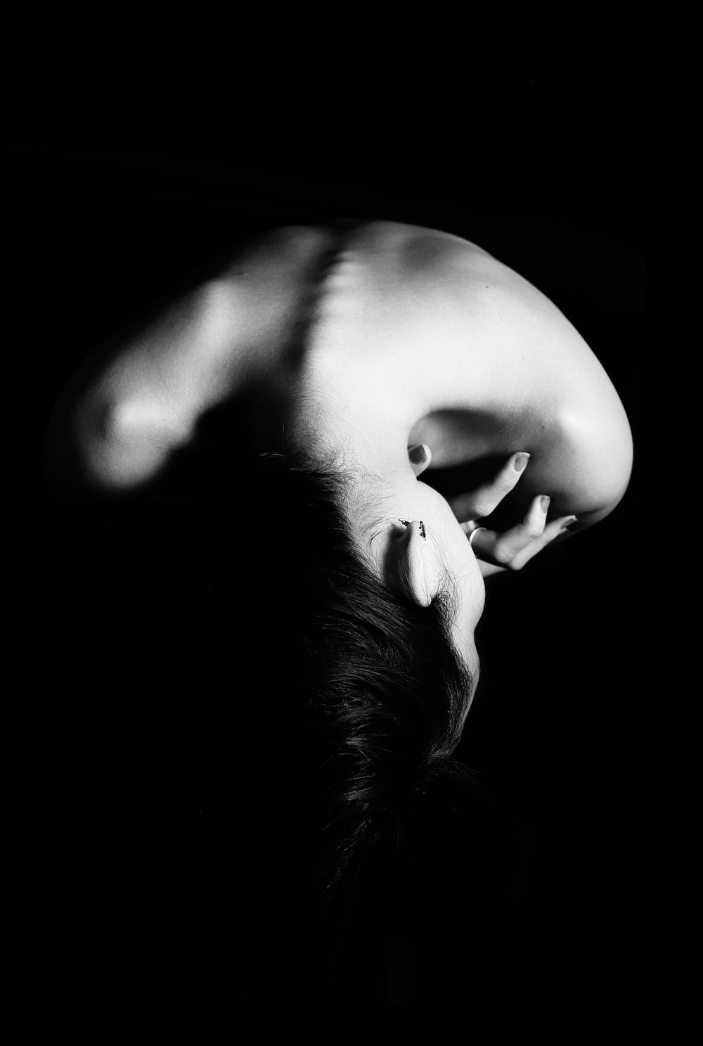 Porträt, Schwarz-Weiß, Frau, Dramatisches Licht, HD, iPad-Hintergrundbild