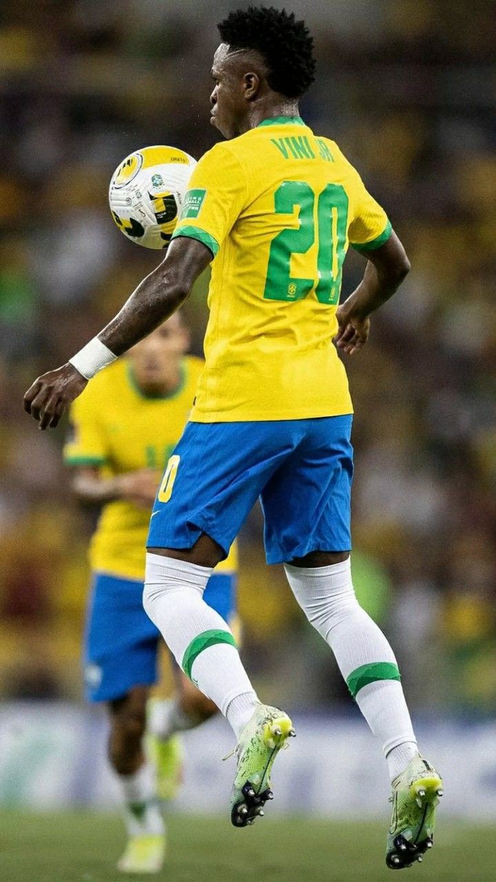 Vinícius Júnior, Brasilianische Nationalmannschaft, Brasilien, Gelbes Trikot, Ballannahme, Smartphone-Hintergrund