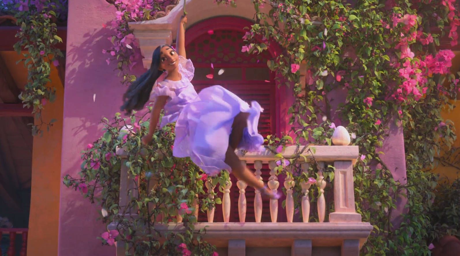 Isabela Madrigal, Encanto, Balkon, Blumenranken, Lila Kleid, Animationsfilm, HD-Hintergrundbild