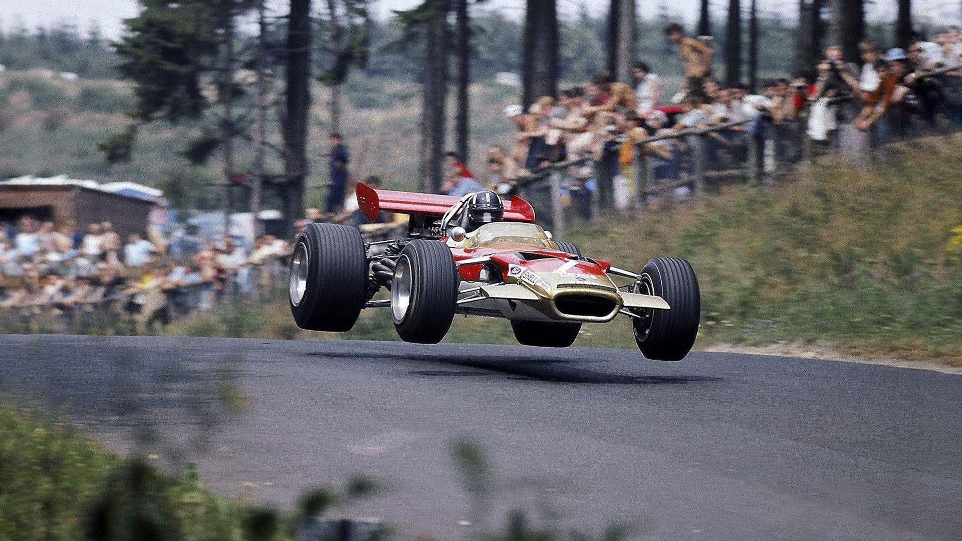 Lotus 49, Klassischer Rennwagen, Formel 1, Sprung, Zuschauer, Vintage, 1920x1080, PC-Hintergrundbild