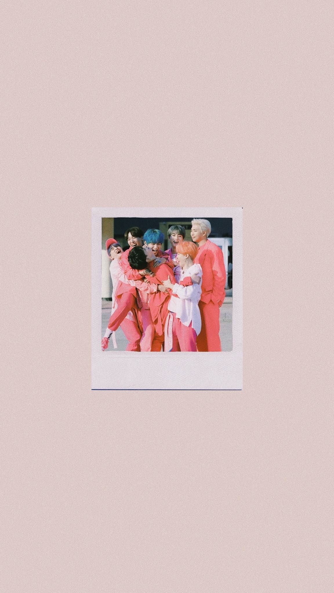 Sofortbild, Gruppenfoto, Rosa Hintergrund, Minimalismus, Sperrbildschirm fürs iPhone