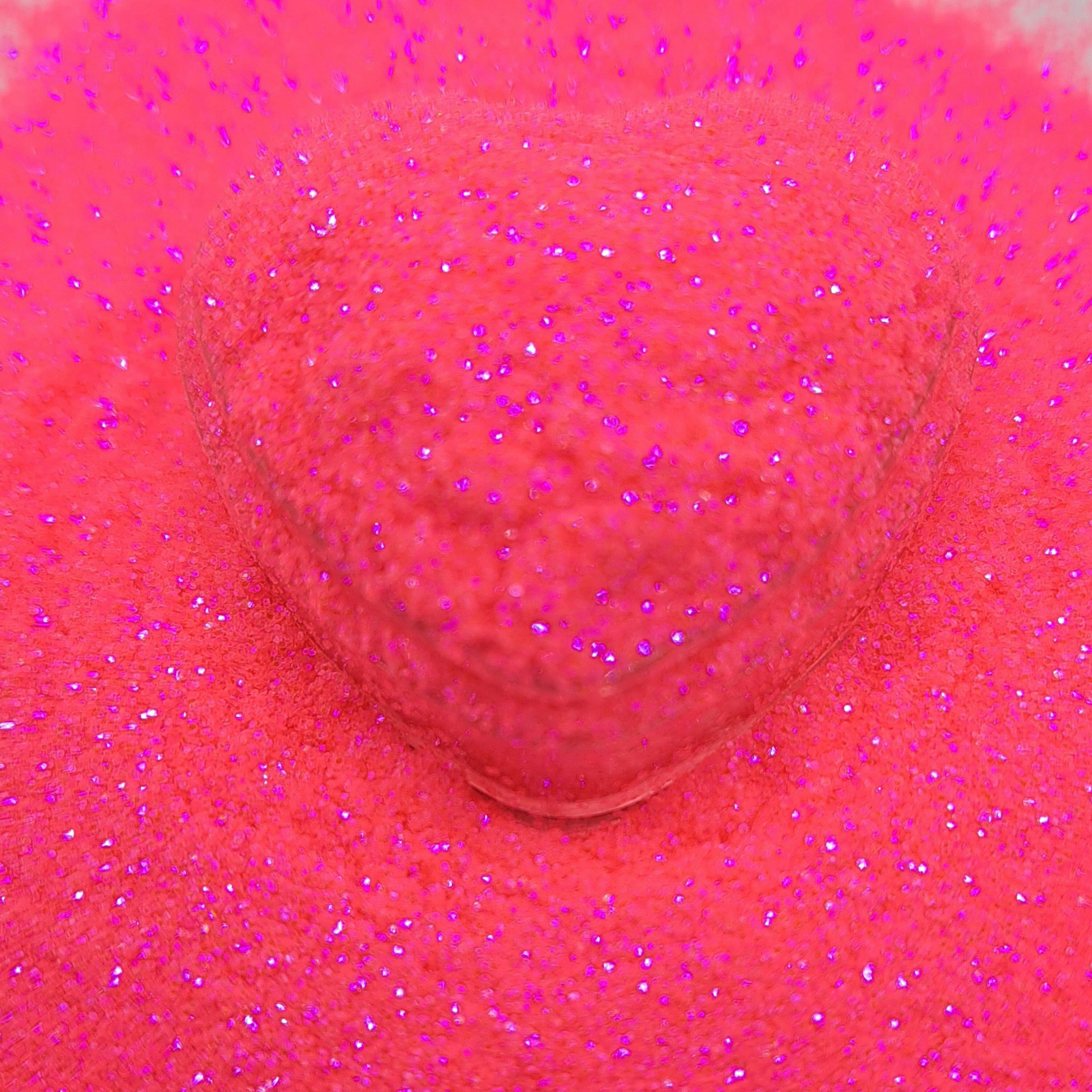Pinker Glitzer, Herz, Neonpink, Glitzerpulver, 4K, Hintergrundbild fürs Tablet
