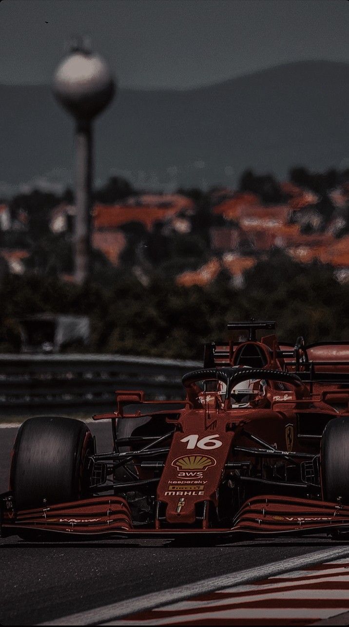 Scuderia Ferrari, Charles Leclerc, Rennstrecke, Rot, Hochformat, Sperrbildschirm fürs iPhone