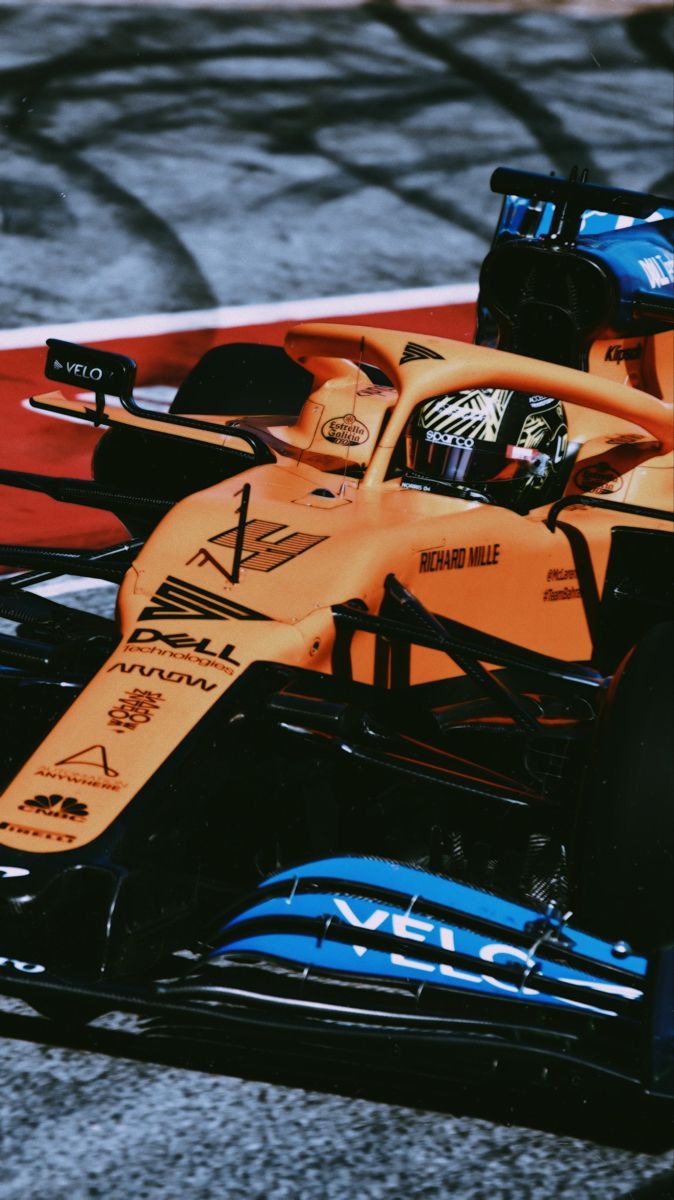 McLaren, Cockpit, Orange, Detail, Hochformat, Hintergrundbild für iPhone und Android