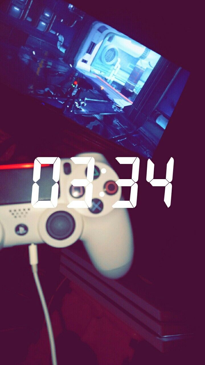 Controller, Digitaluhr, Gaming-Setup, Lila Licht, Neon, HD, Sperrbildschirm fürs iPhone