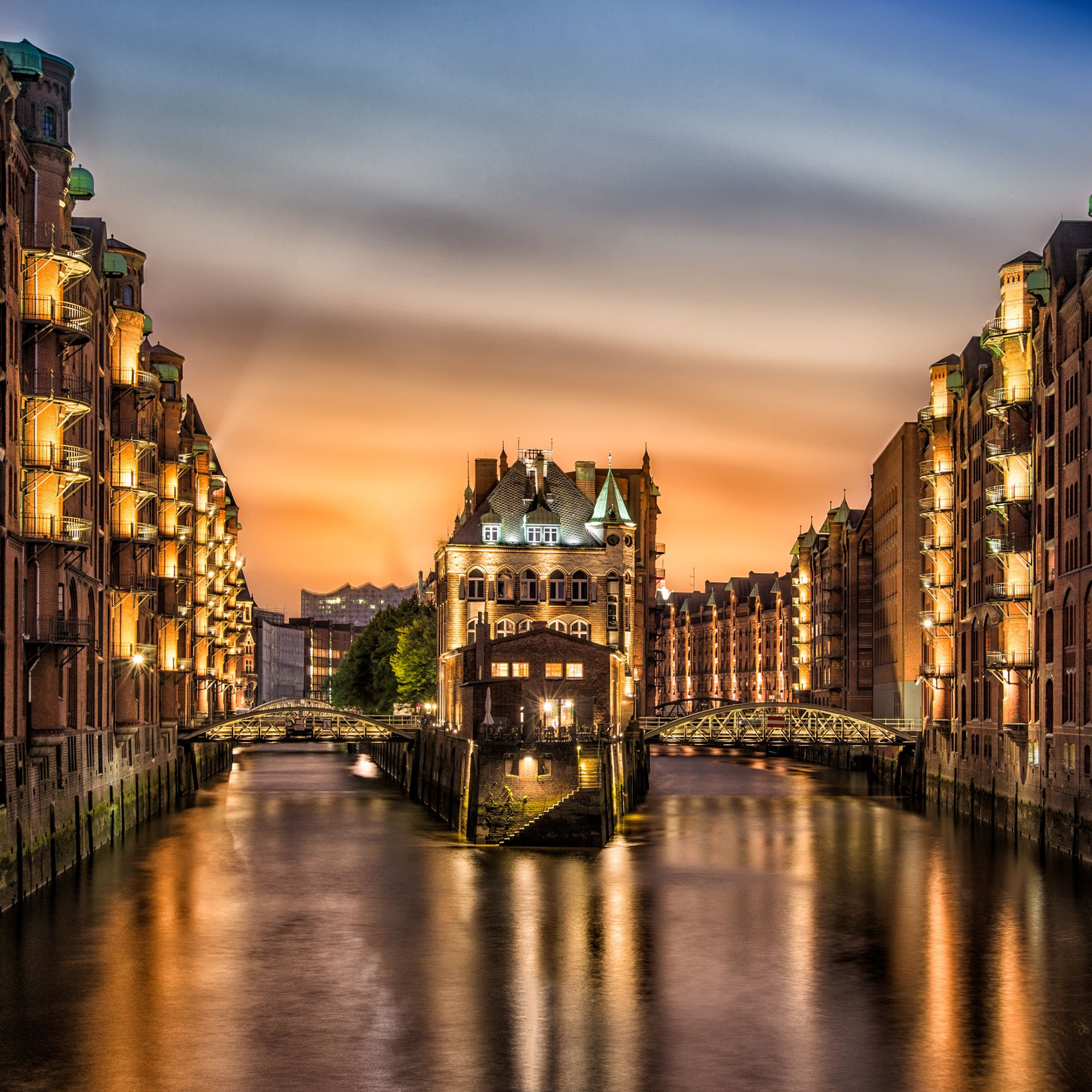 Wasserschloss, Speicherstadt, Hamburg, Fleet, Sonnenuntergang, 2K, iPad-Hintergrundbild