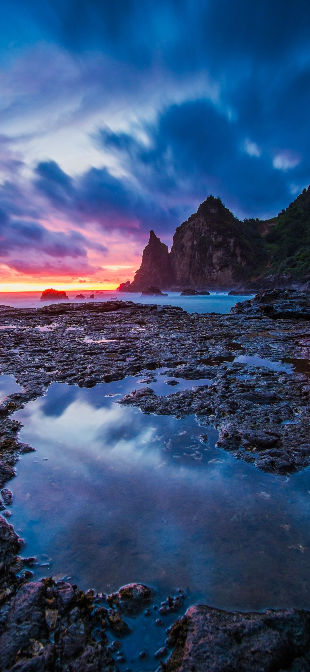 Felsenküste, Abenddämmerung, Wolken, Wasser, Blaue Stunde, Full HD, Handy-Hintergrund
