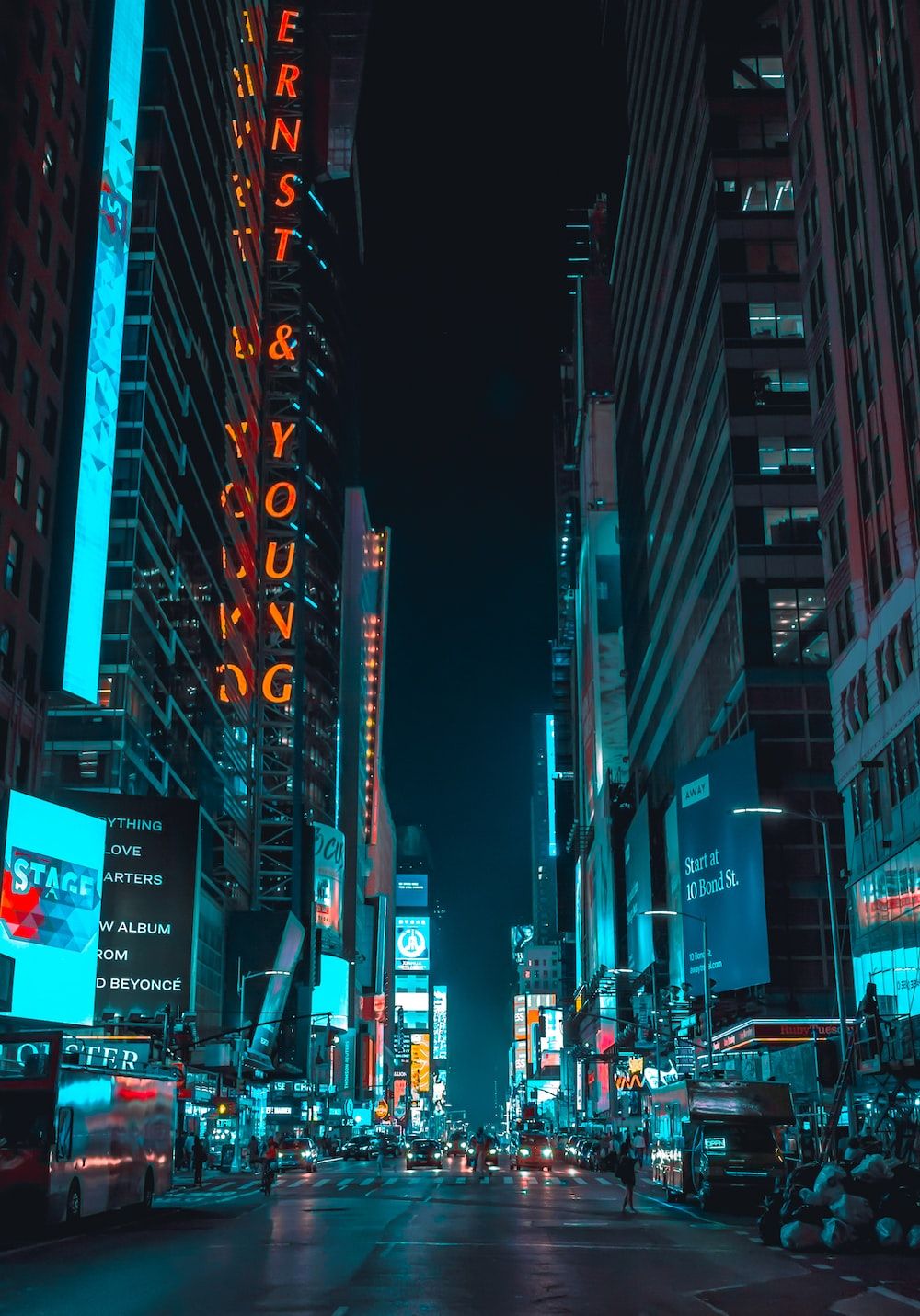 New York, Leuchtreklame, Straßenschlucht, Nacht, Türkis-Töne, HD, iPad-Hintergrundbild