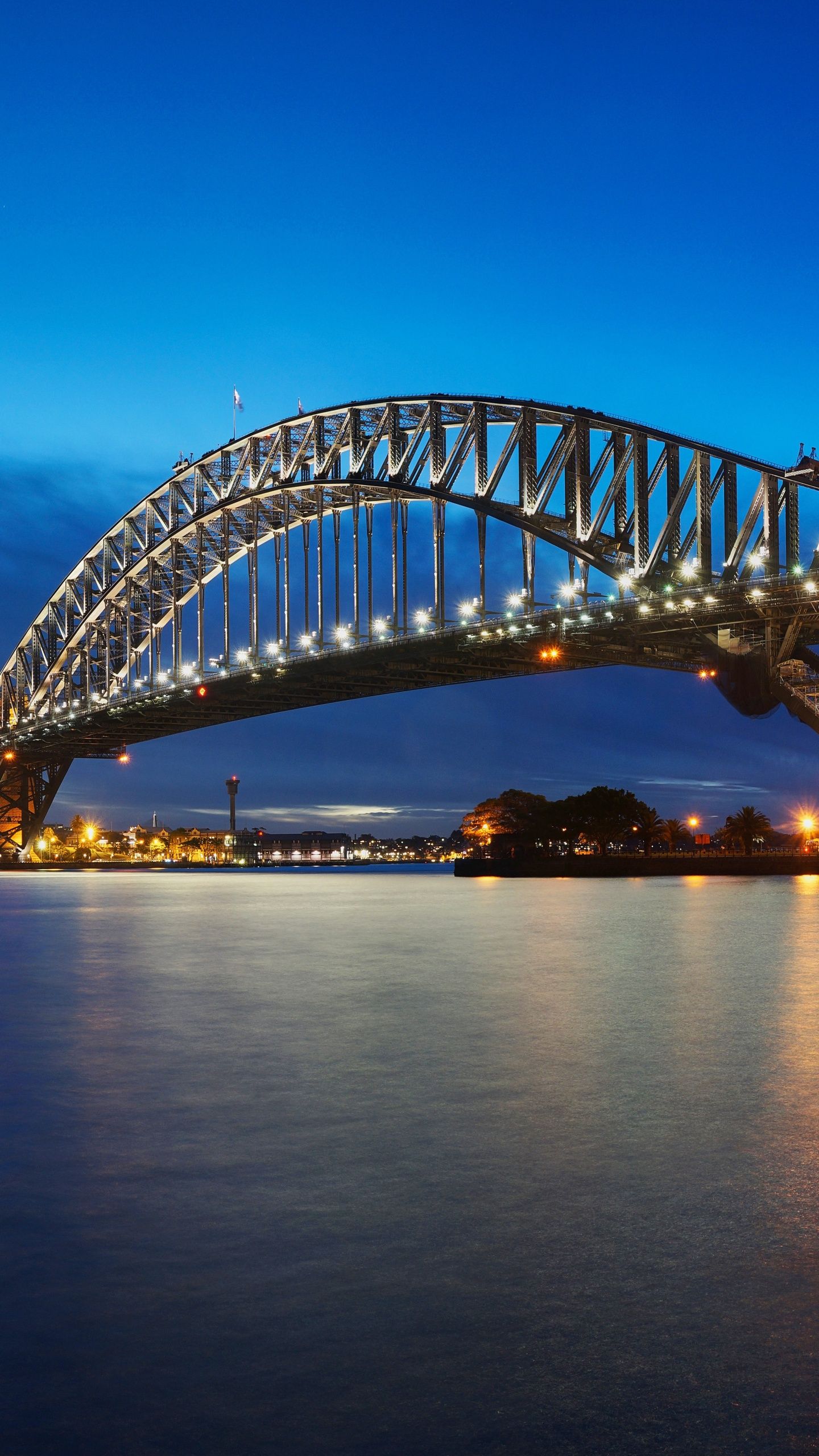 Sydney Harbour Bridge, Sydney, Blaue Stunde, Wasser, QHD+, Sperrbildschirm fürs iPhone