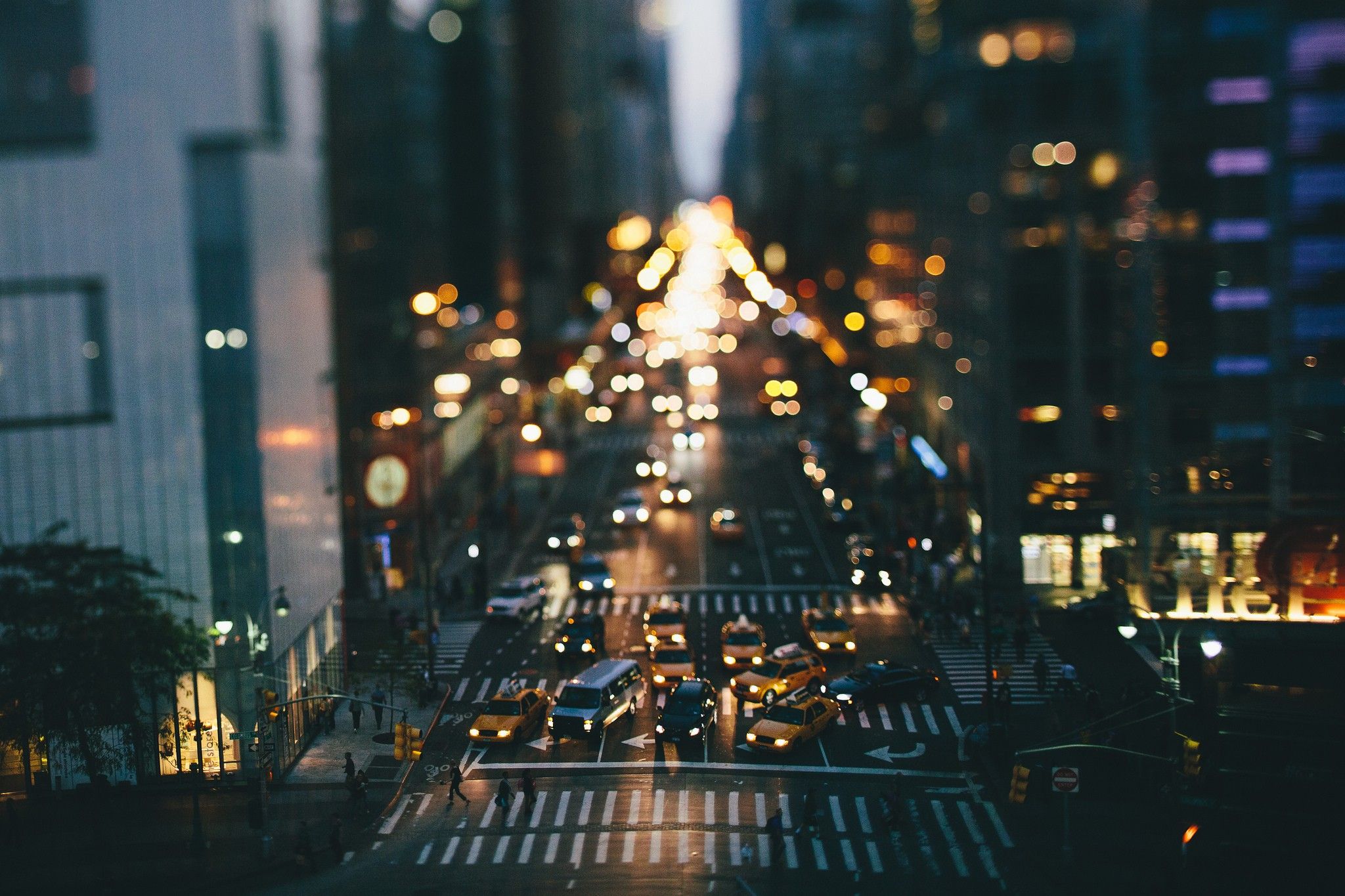Manhattan, New York, Straße, Bokeh, Nacht, Verkehr, Full HD, Desktop-Hintergrund für Windows