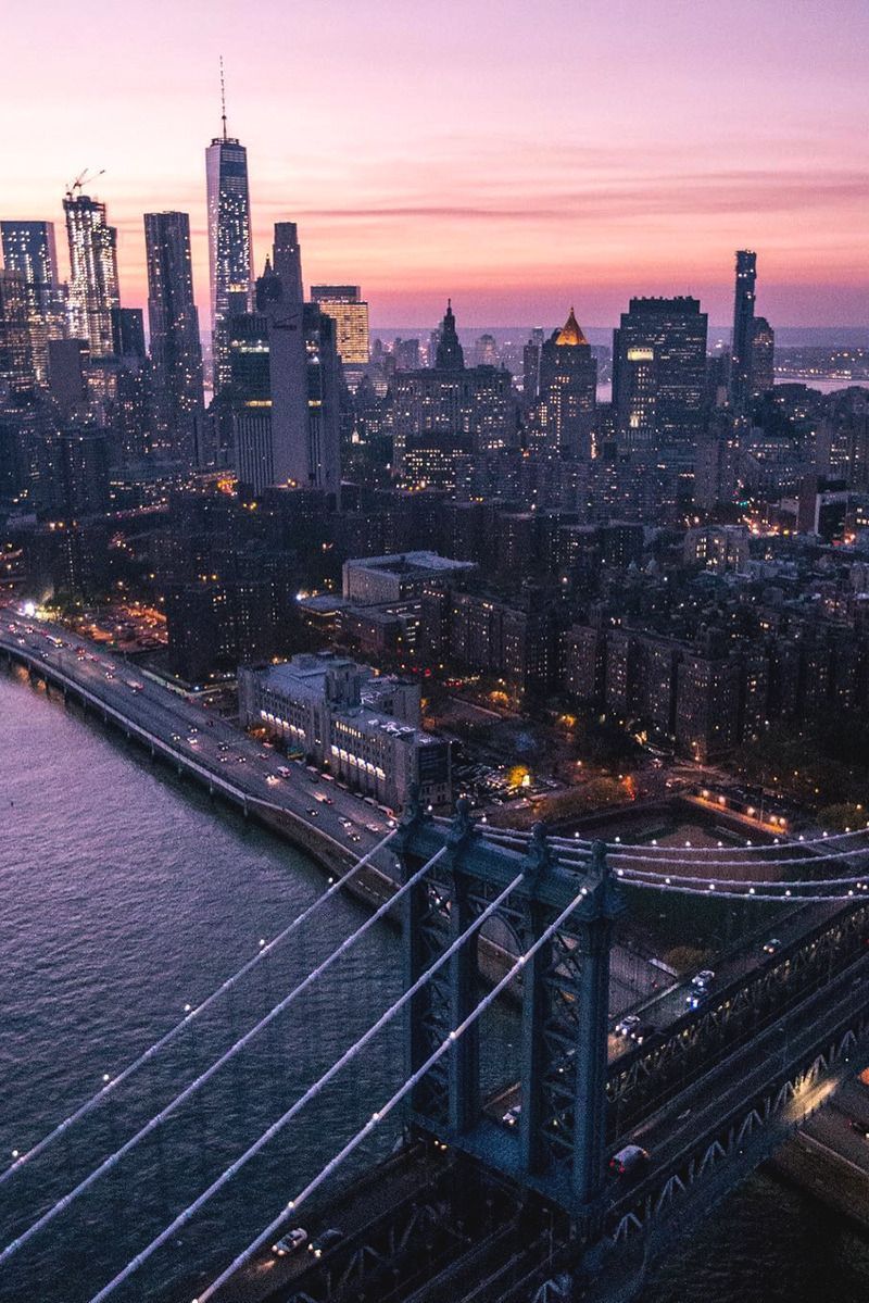 Manhattan Bridge, Manhattan, New York, East River, Dämmerung, Luftaufnahme, Hintergrundbild fürs Tablet