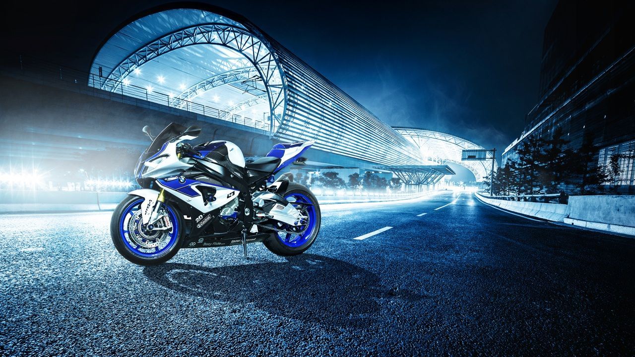 BMW HP4, BMW Motorrad, Superbike, Nacht, Moderne Architektur, Blau, HD, Laptop-Hintergrundbild