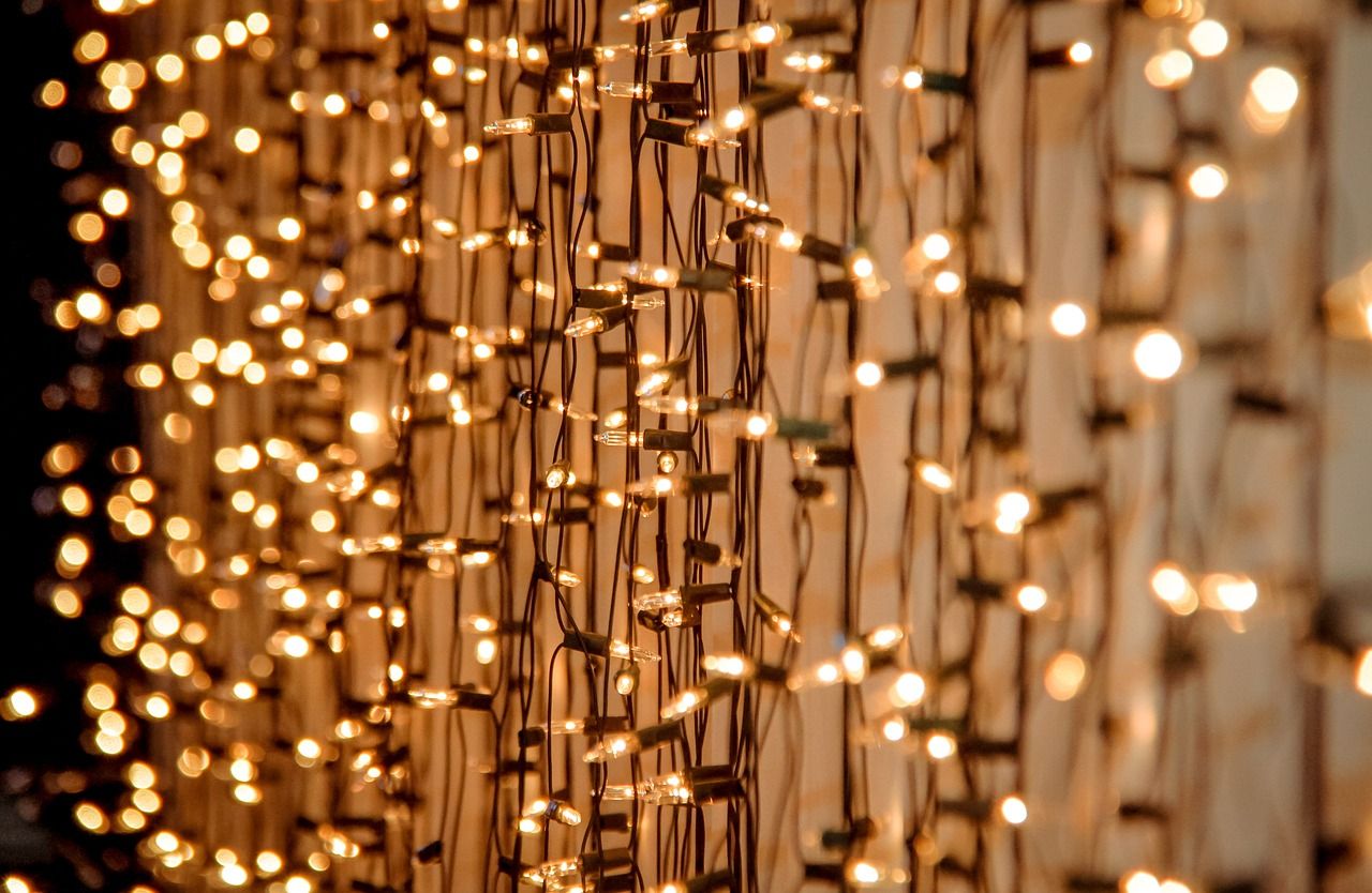 Lichtervorhang, Lichterkette, Goldenes Licht, Bokeh, Warmweiß, HD, PC-Hintergrundbild