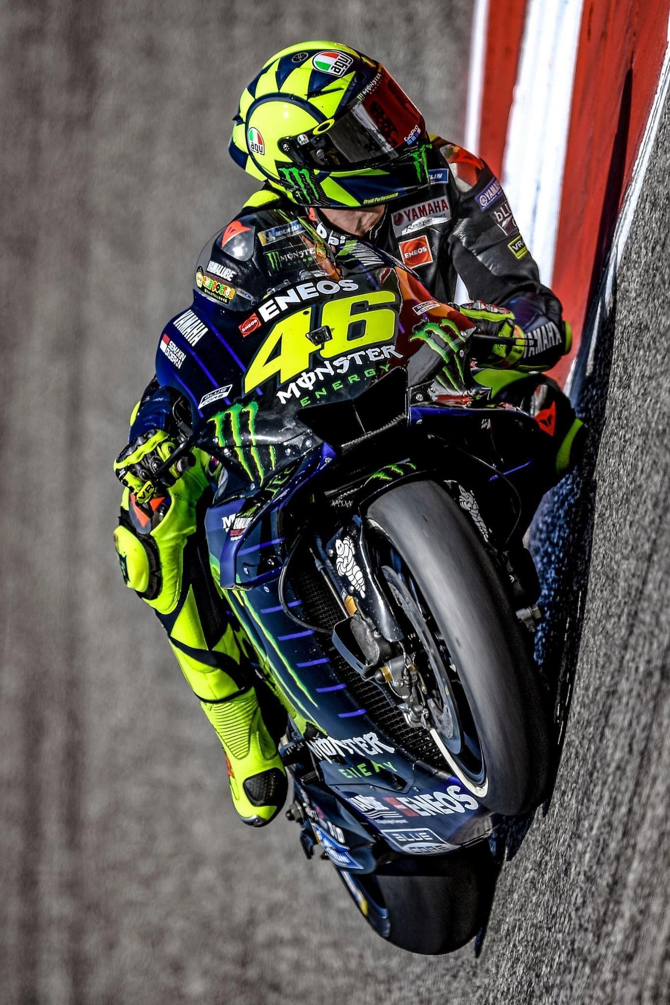 Valentino Rossi, Movistar Yamaha, Kurvenfahrt, Rennmotorrad, Monster Energy, Full-HD-Handy-Hintergrundbild