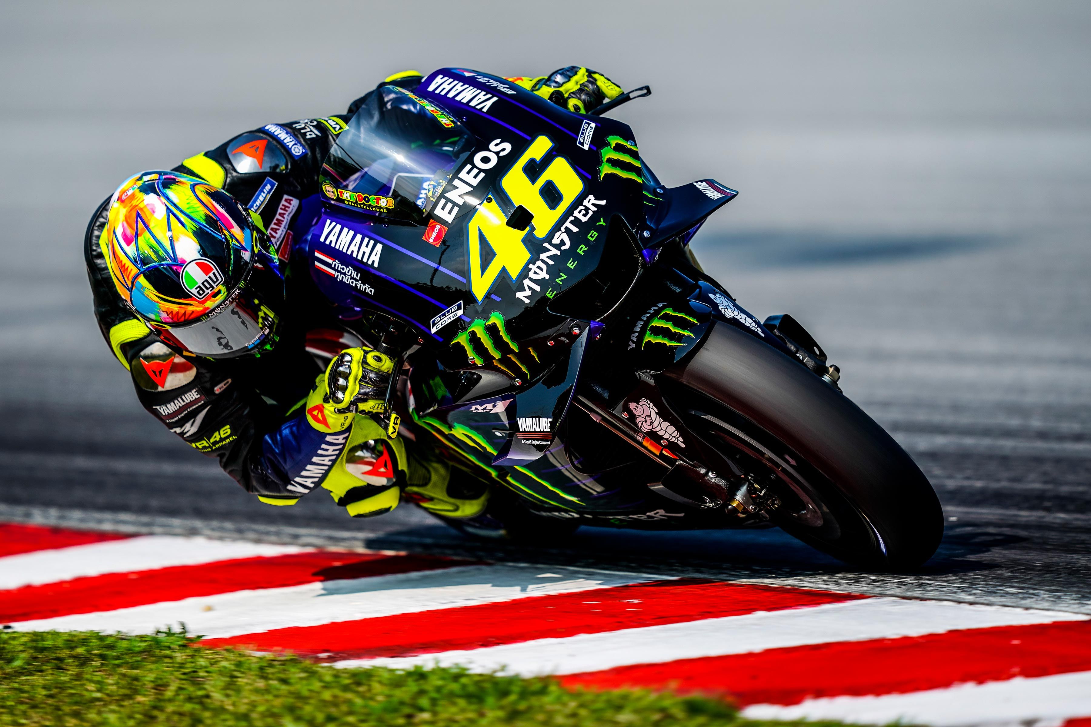 Valentino Rossi, Movistar Yamaha, Yamaha YZR-M1, Schräglage, Curbs, Rennstrecke, 2K-Hintergrundbild