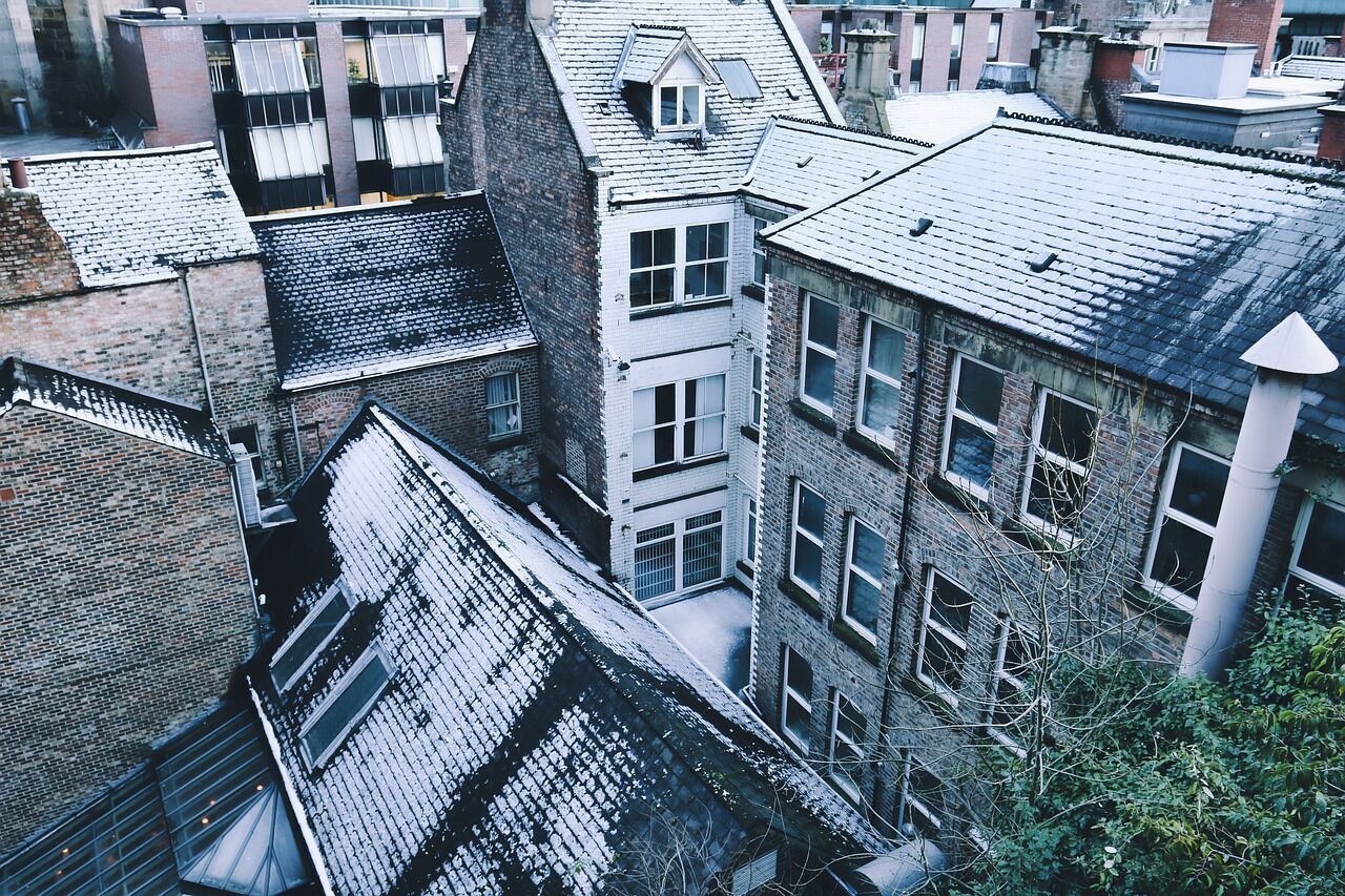Hinterhof, Dächer, Mehrfamilienhäuser, Vogelperspektive, Grau, HD, Laptop-Hintergrundbild