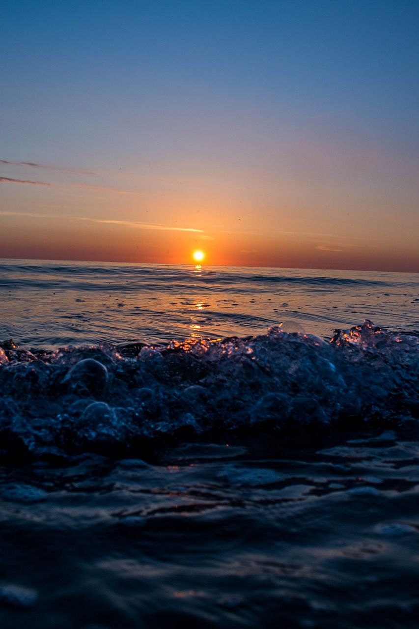 Meer, Sonnenuntergang, Wellen, Horizont, Blaue Stunde, HD, Hintergrundbild fürs Handy