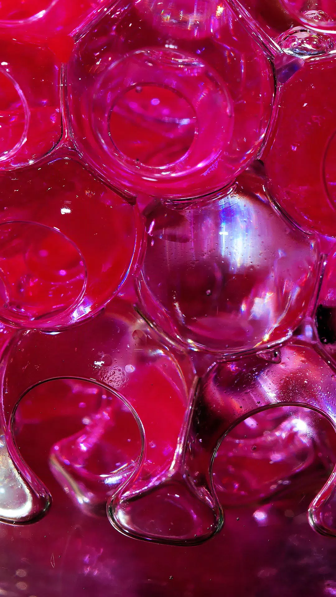 Rote Glasperlen, Wasserperlen, Pink, Nahaufnahme, Glänzend, Android-Hintergrundbild