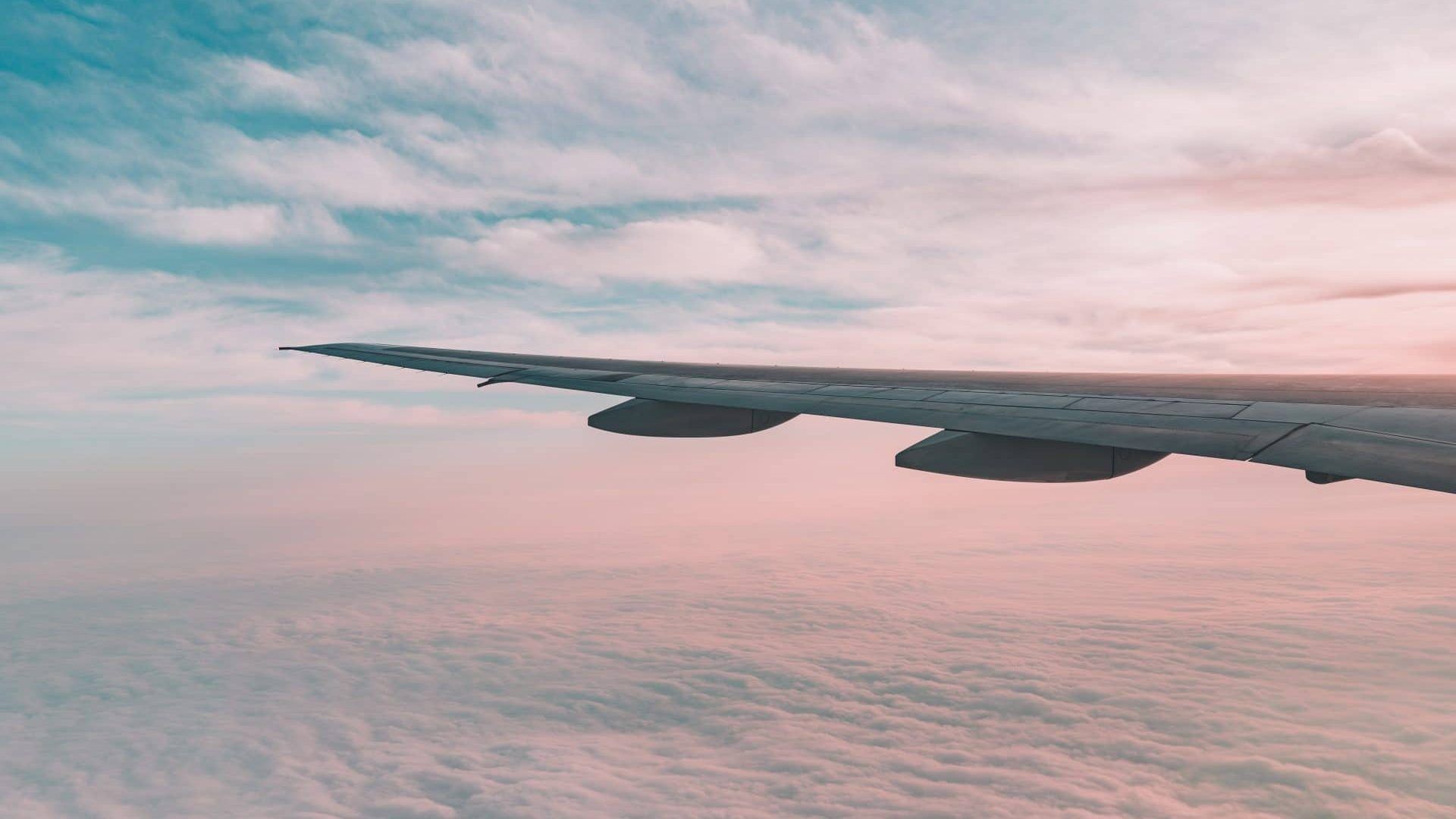 Tragfläche, Wolkenmeer, Rosa Wolken, Über den Wolken, Pastell, Full HD, Desktop-Hintergrund