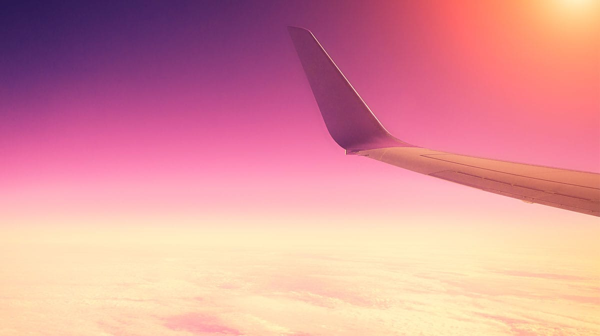 Flugzeugflügel, Sonnenuntergang, Rosa Himmel, Wolken, Hintergrundbild