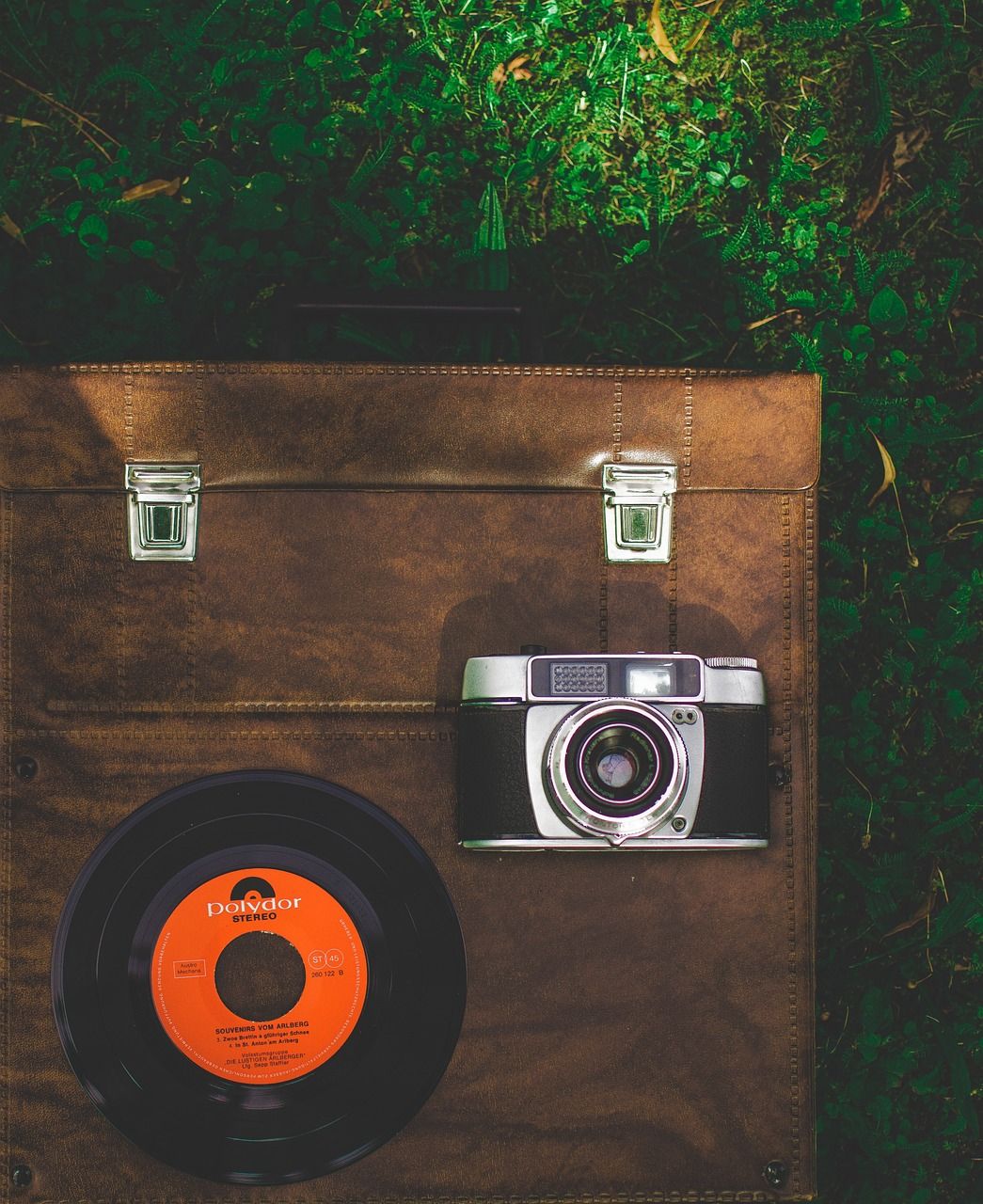 Holzkoffer, Kamera, Schallplatte, Vintage, Grün, HD, Hintergrundbild fürs Tablet