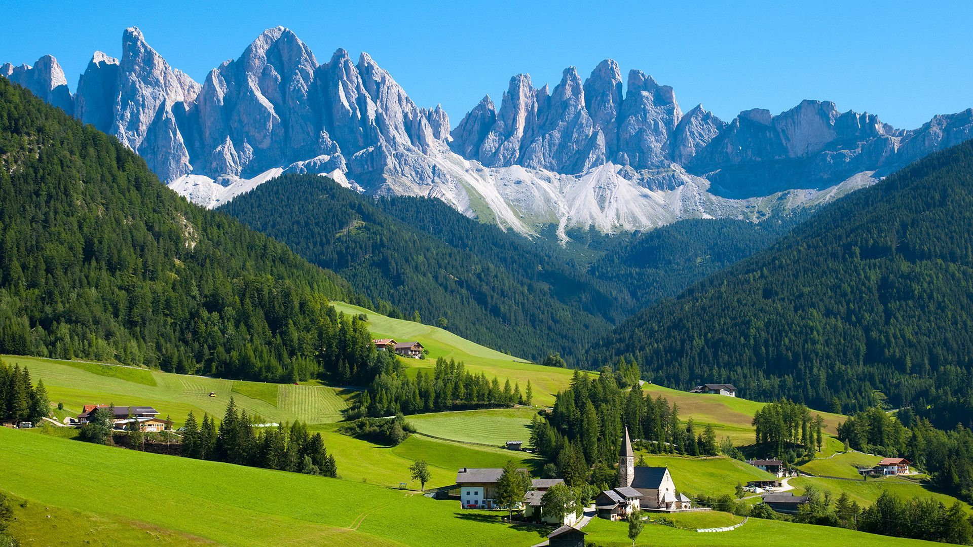 Geislergruppe, Dolomiten, Bergdorf, Kirche, Alpenwiese, Full HD, Desktop-Hintergrund für Windows