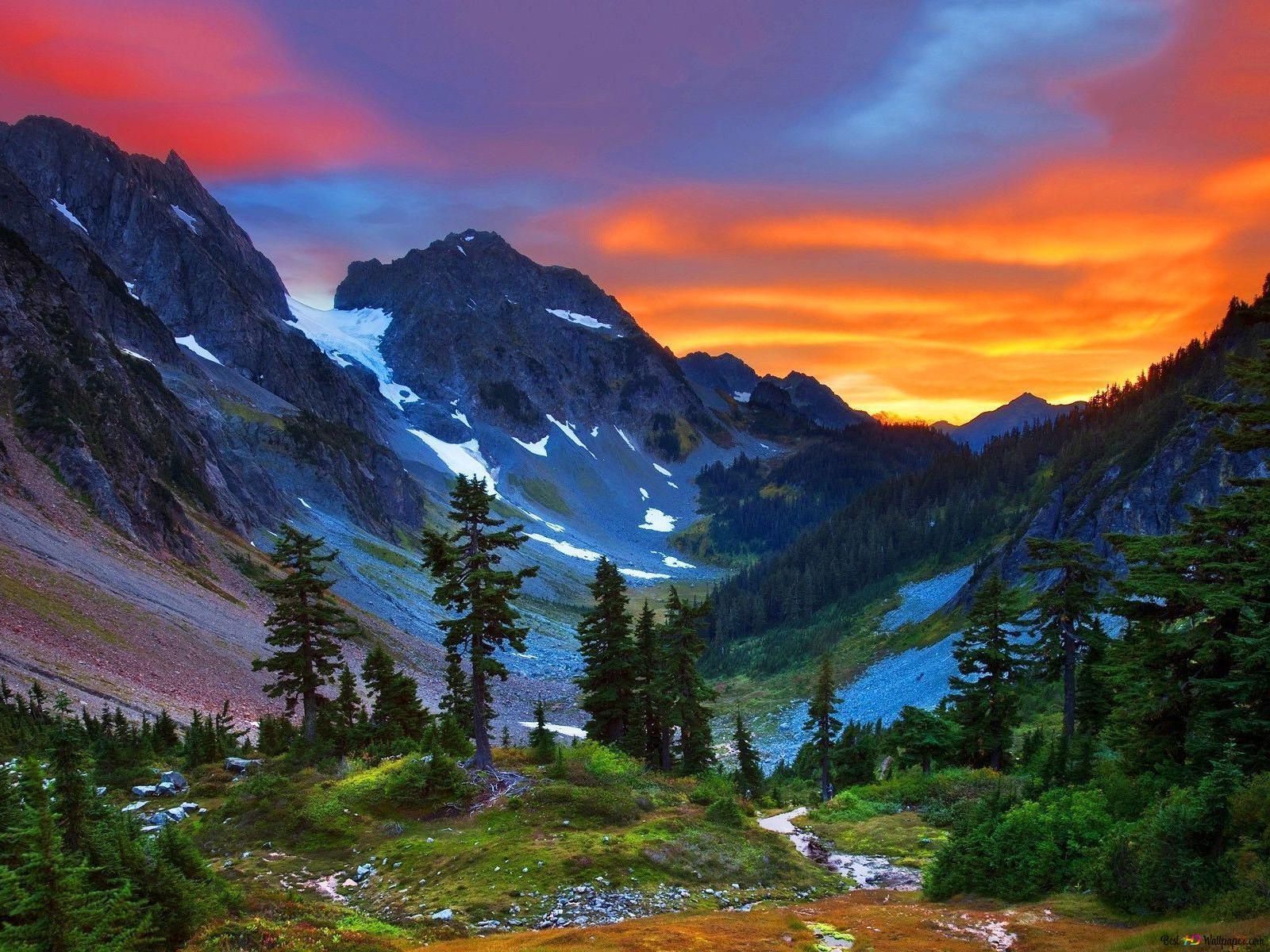 Berge, Sonnenuntergang, Roter Himmel, Nadelwald, Bergtal, HD, iPad-Hintergrundbild