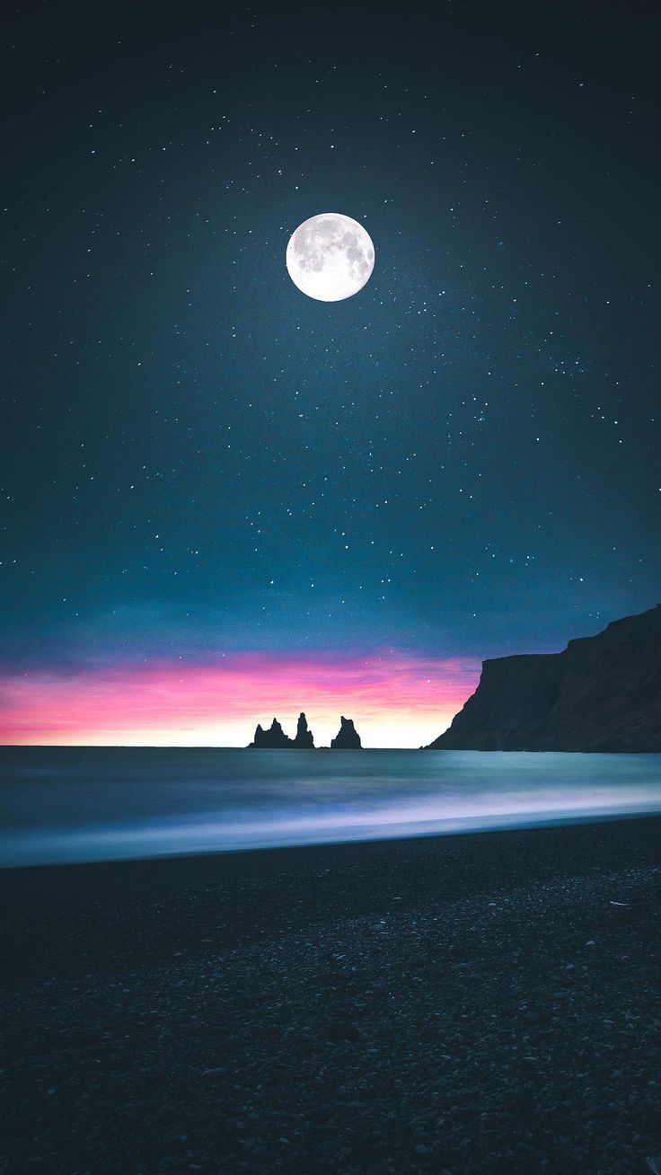 Vollmond, Nachthimmel, Felsen im Meer, Schwarzer Strand, Dämmerung, Sperrbildschirm fürs iPhone