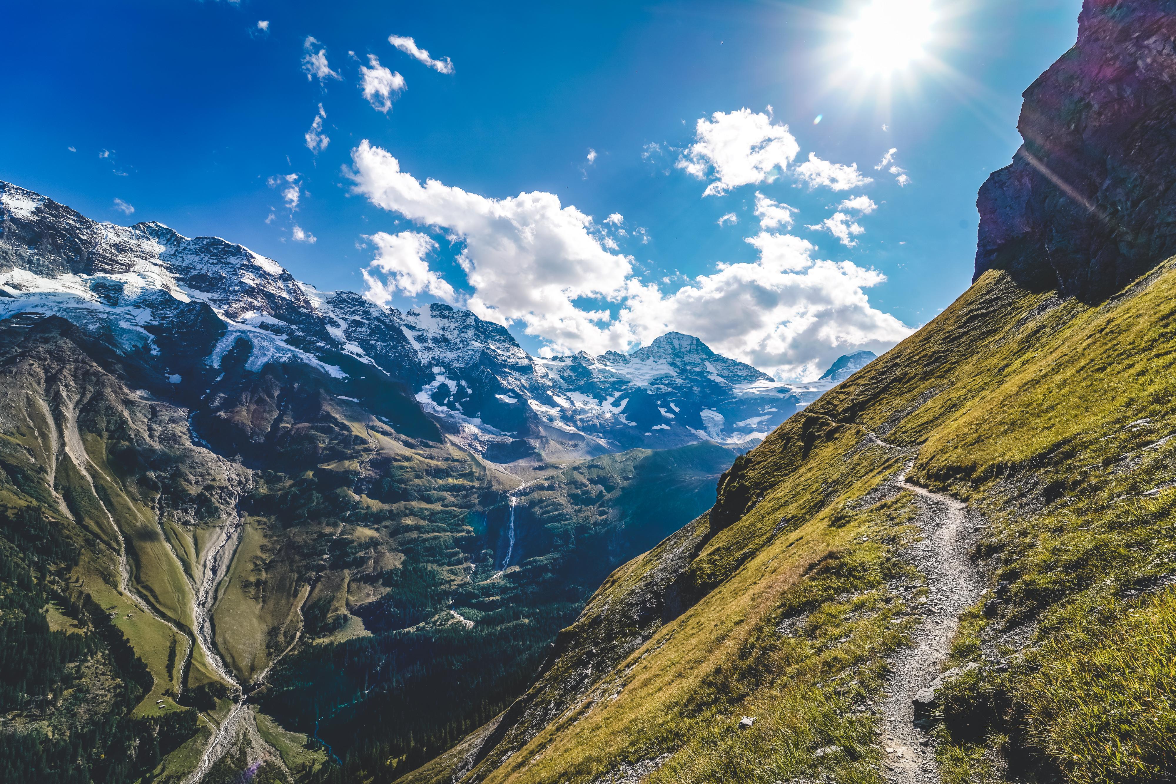 Bergpfad, Alpen, Sonne, Bergtal, Wandern, 4K, Hintergrundbild für den PC