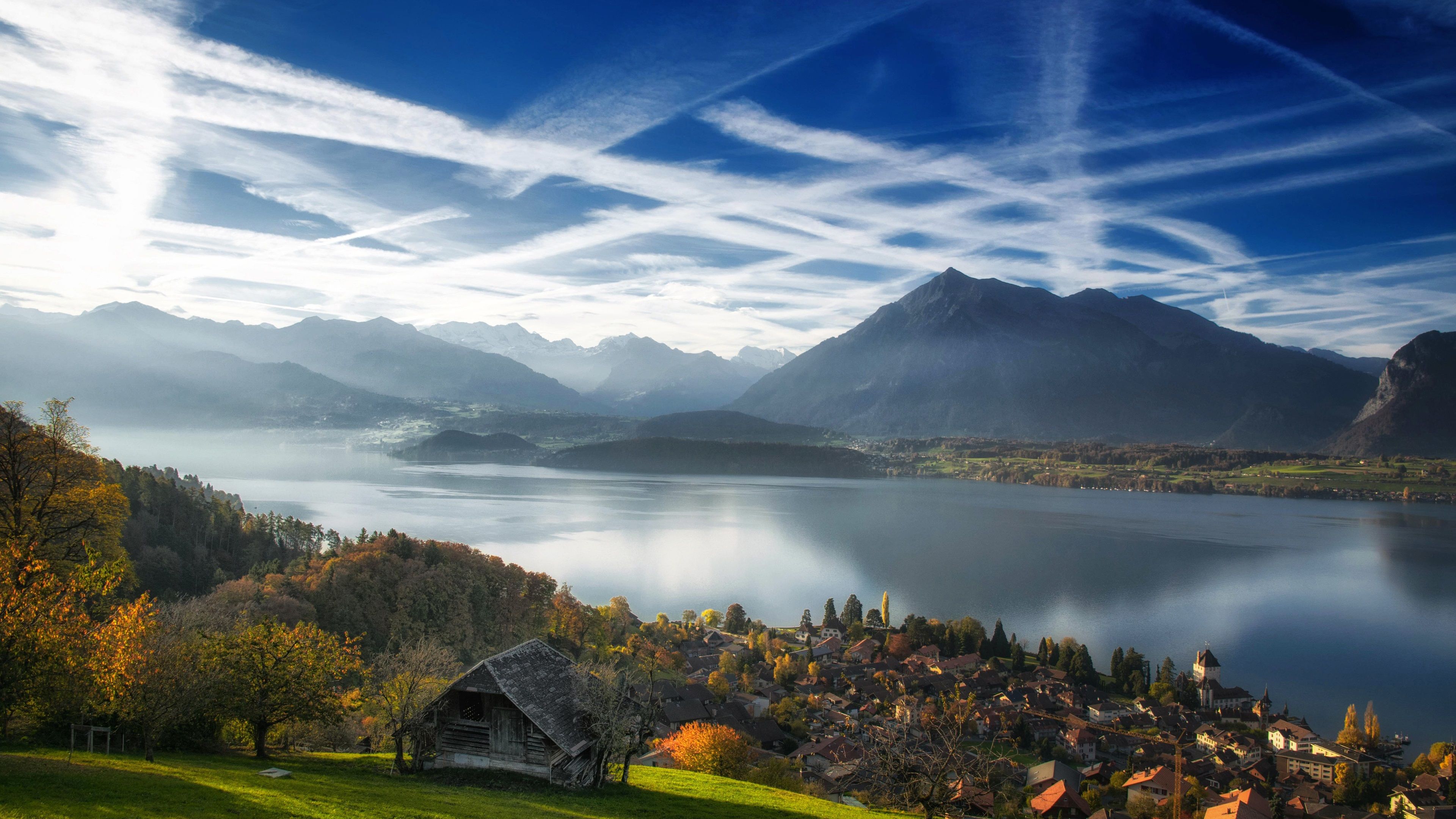 See, Kondensstreifen, Berge, Herbst, Dorf, 4K 2160p, Desktop-Hintergrundbild