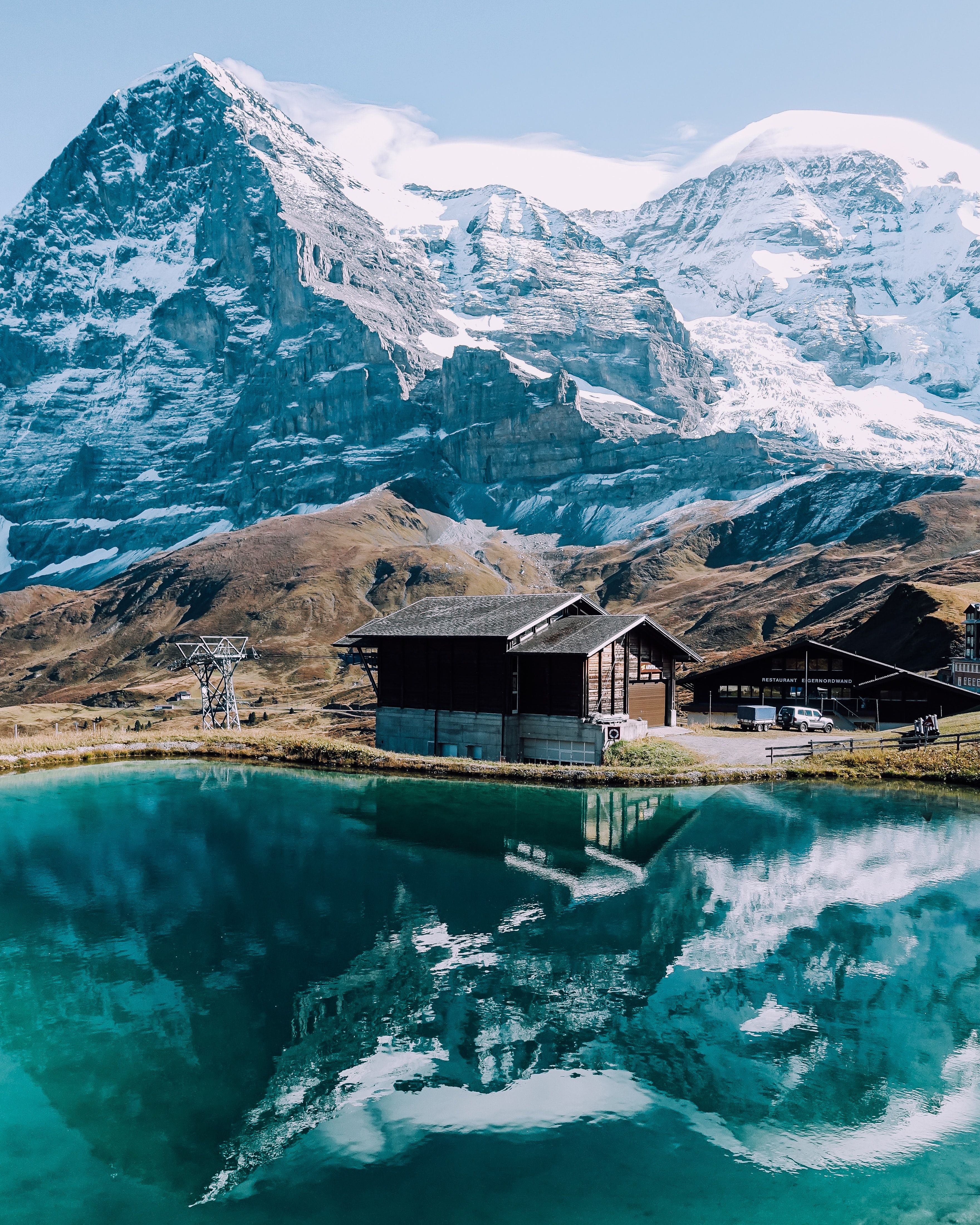 Eiger, Berner Oberland, Bergsee, Spiegelung, Türkisblaues Wasser, QHD+, Tablet-Hintergrund