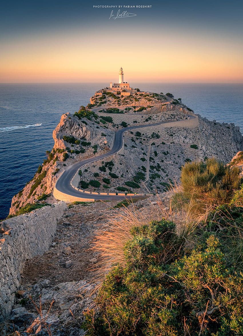 Cap de Formentor, Leuchtturm, Mallorca, Serpentinenstraße, Sonnenuntergang, Steilküste, iPad-Hintergrundbild