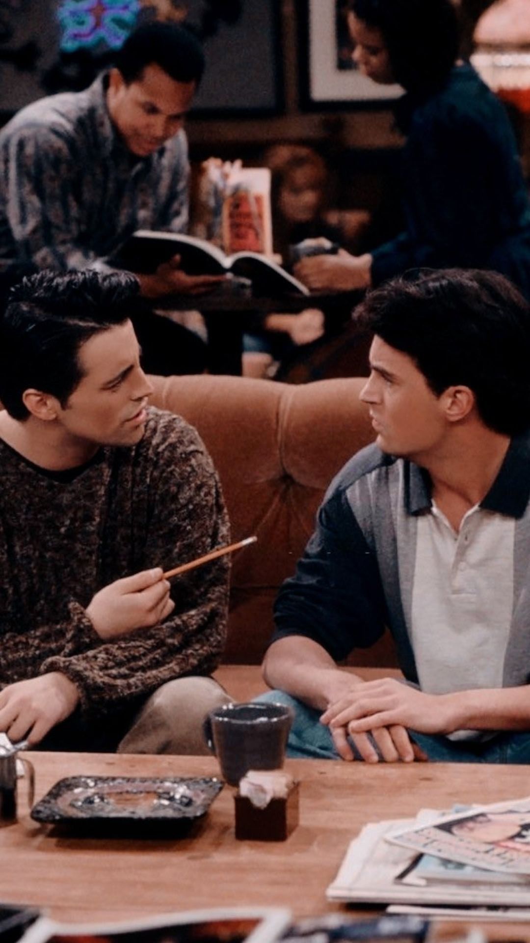 Joey Tribbiani, Chandler Bing, Central Perk, Friends, Sofa, Serienszene, Full HD, Handy-Hintergrund