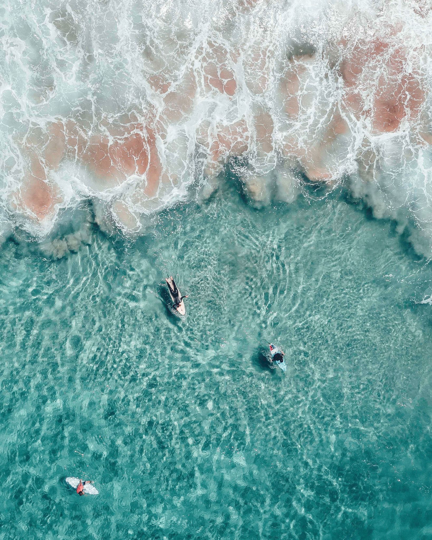 Surfer, Luftaufnahme, Türkises Wasser, Wellen, QHD+, Hintergrundbild fürs Tablet