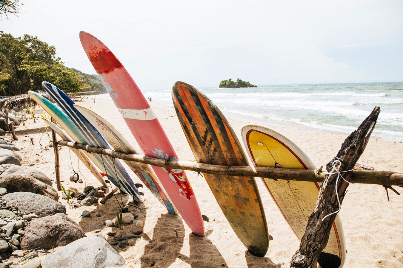 Surfbretter, Strand, Treibholz, Bunt, Insel, HD, Desktop-Hintergrund für Windows