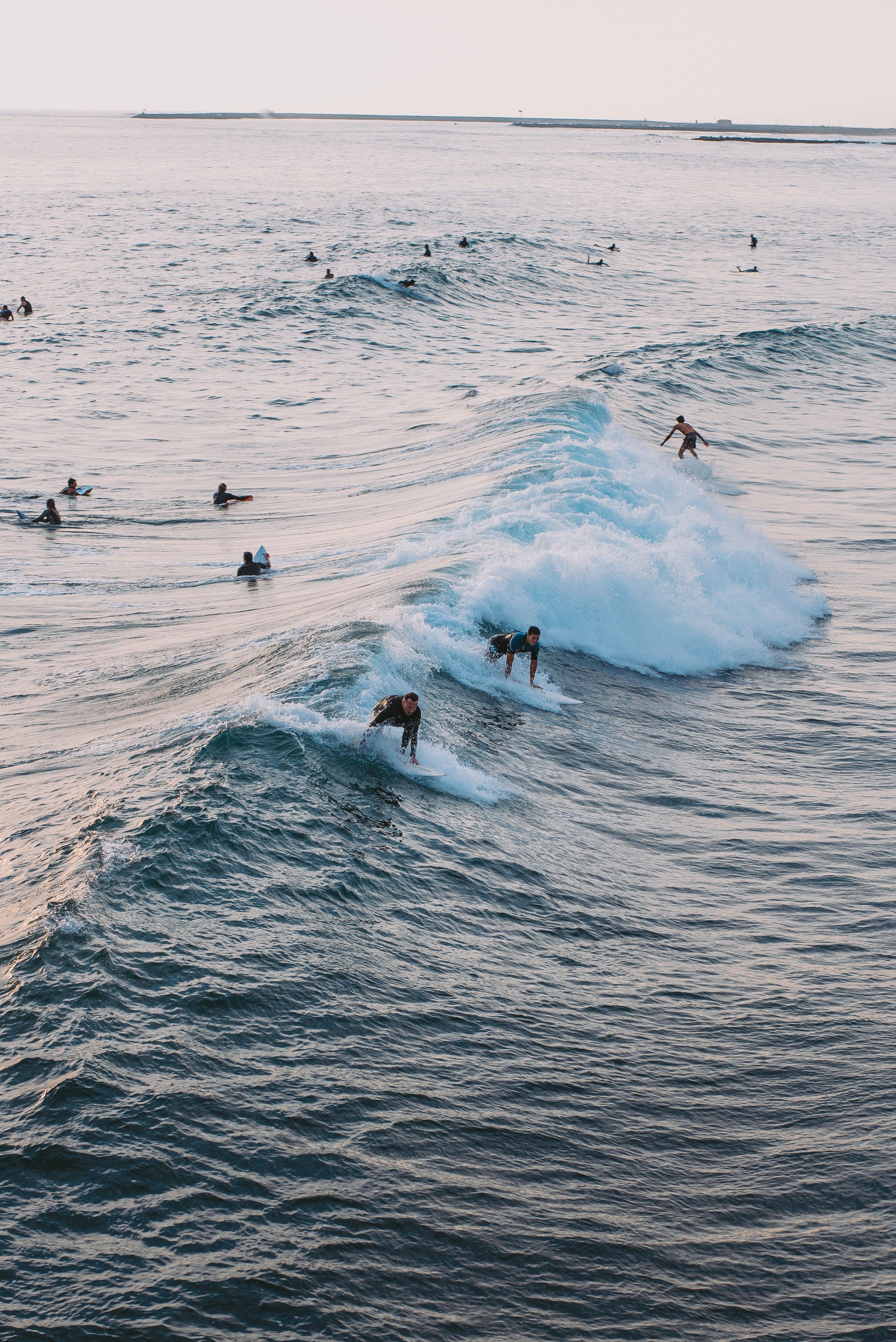 Surfer, Wellen, Draufsicht, Ozean, Hintergrundbild für iPad und Tablet