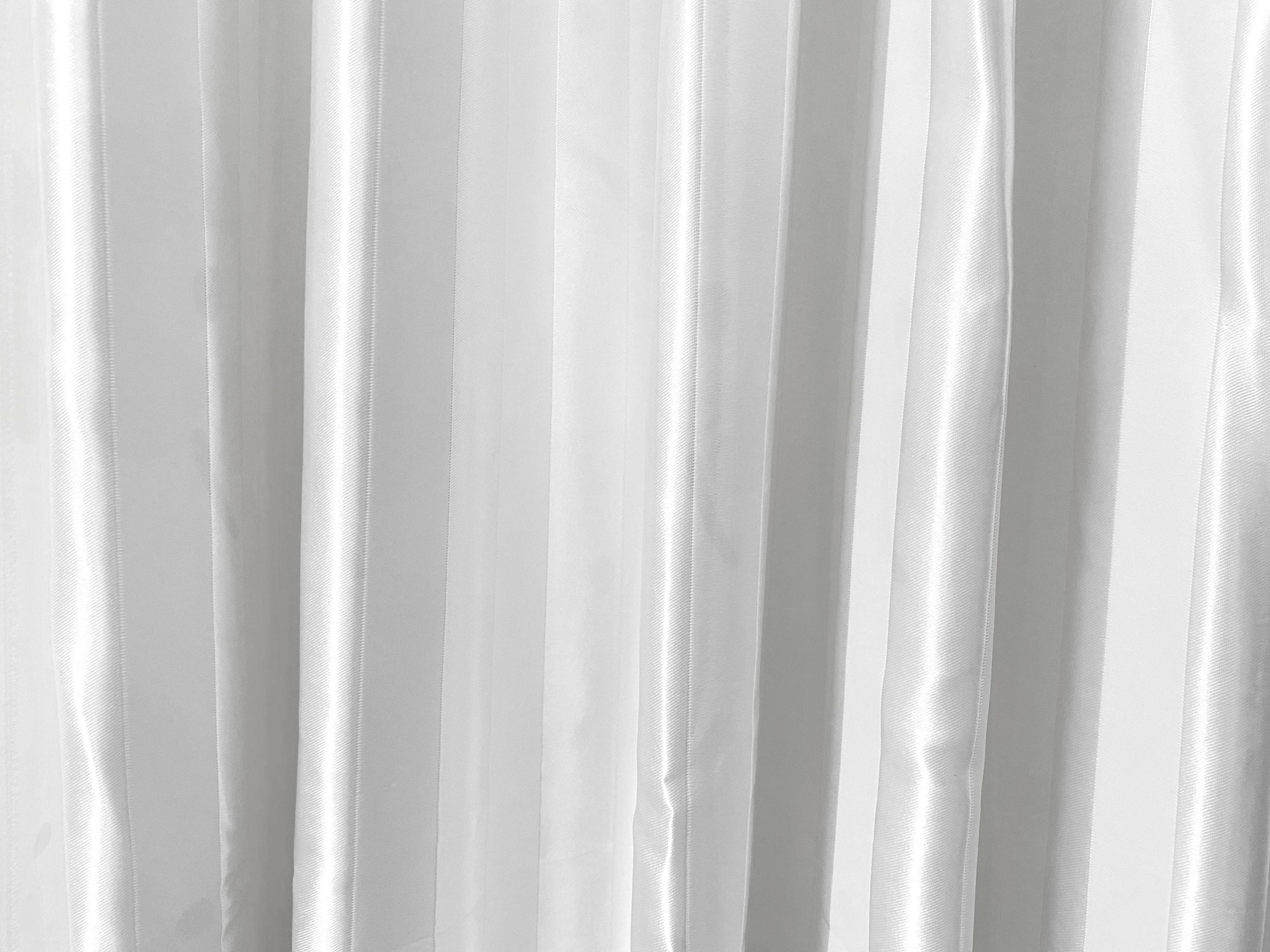 Weißer Vorhang, Falten, Stoff, Hell, Minimalistisch, 2K, iPad-Hintergrundbild
