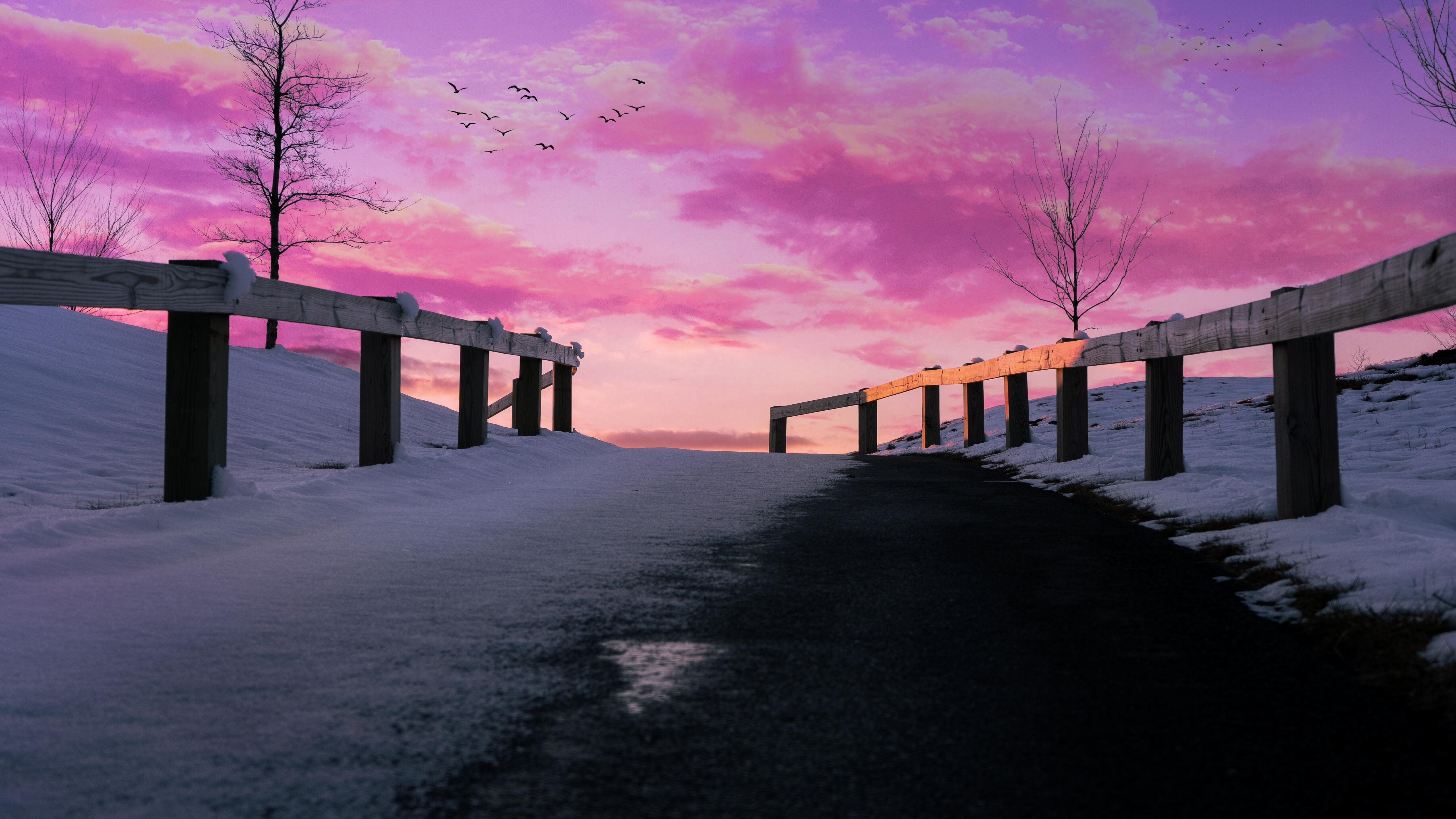 Holzgeländer, Schnee, Winter, Sonnenuntergang, Lila Himmel, Vögel, iMac-Hintergrundbild