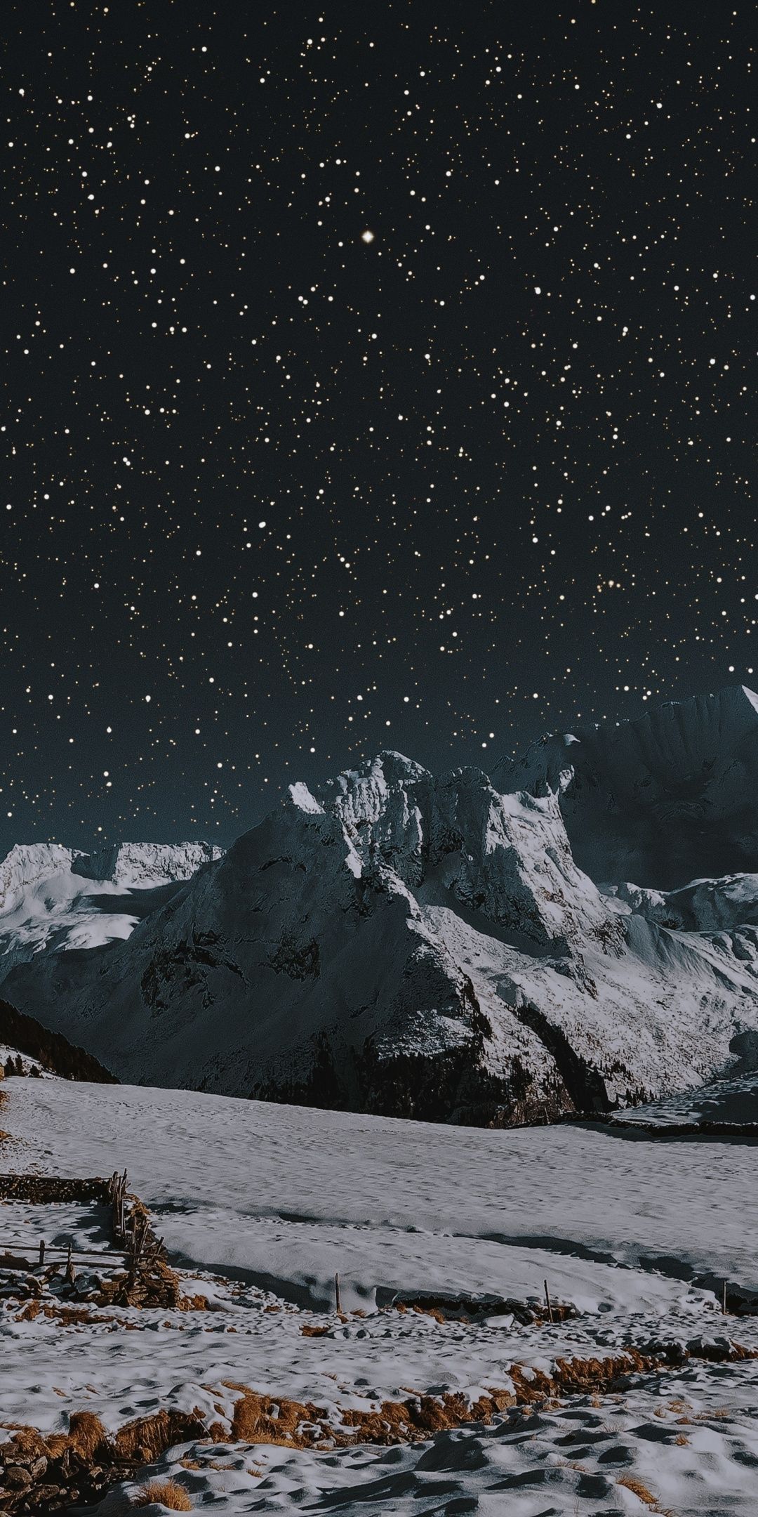 Sternenhimmel, Bergkette, Nacht, Schneefeld, Full HD, Handy-Hintergrund im Hochformat