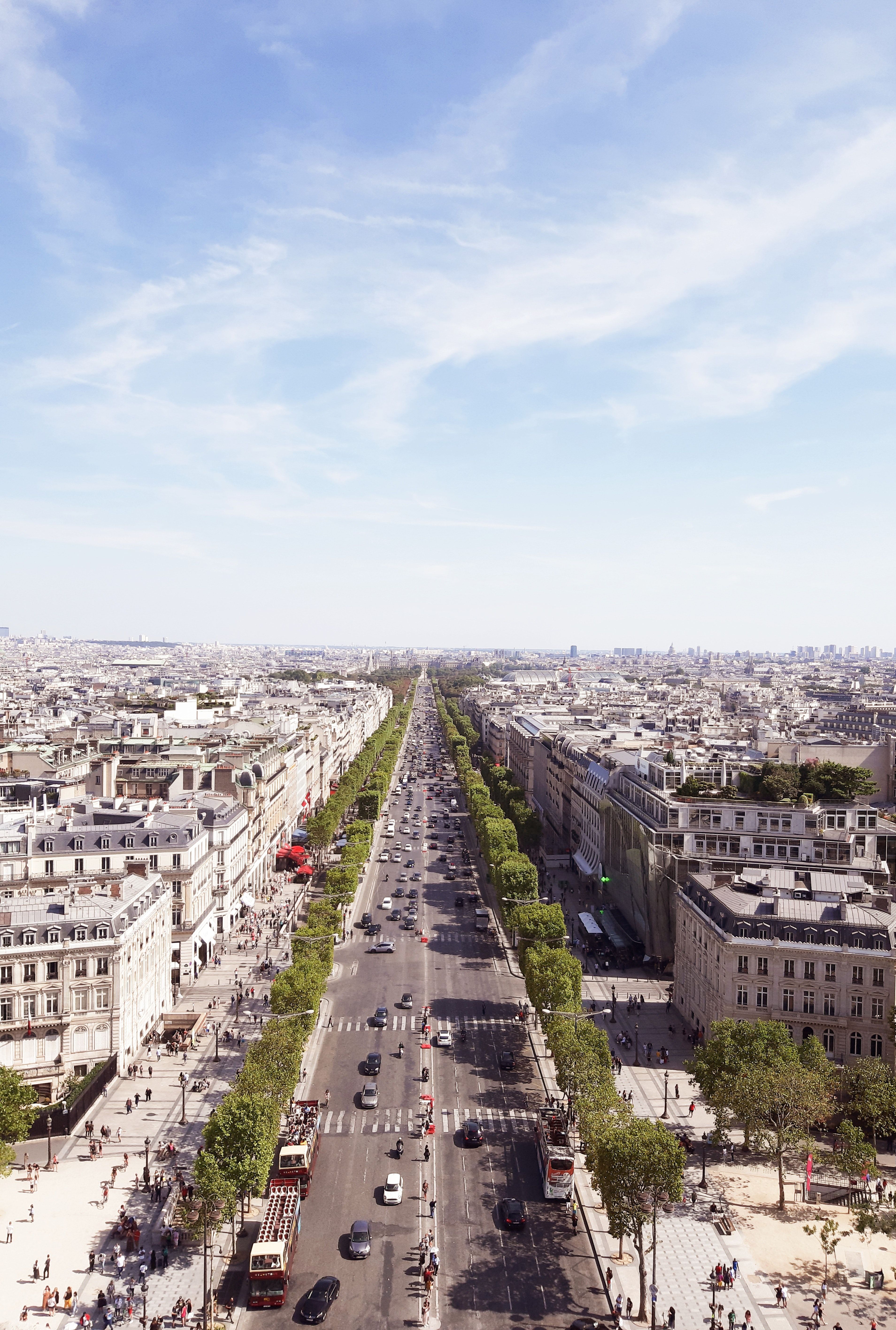 Champs-Élysées, Paris, Allee, Luftaufnahme, Blauer Himmel, Sommer, Hintergrundbild fürs iPad