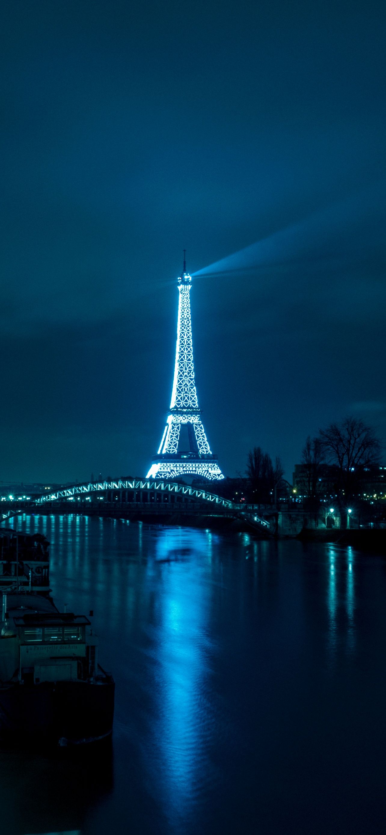 Eiffelturm, Seine, Paris, Nacht, Blaue Töne, Spiegelung, Full HD, Handy-Hintergrundbild