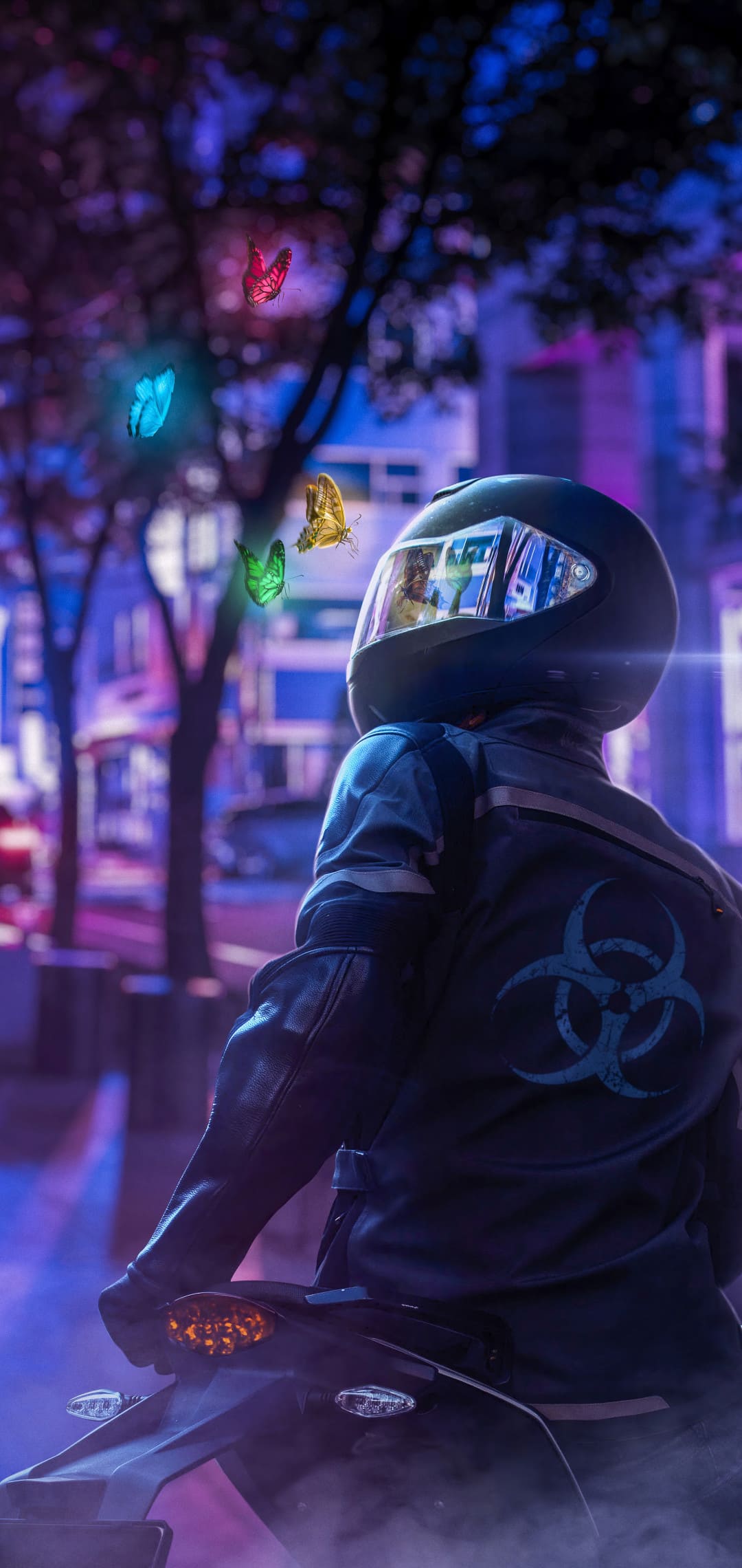 Motorradhelm, Neonlichter, Biker, Cyberpunk, Lila, Full HD, Hintergrundbild fürs Handy