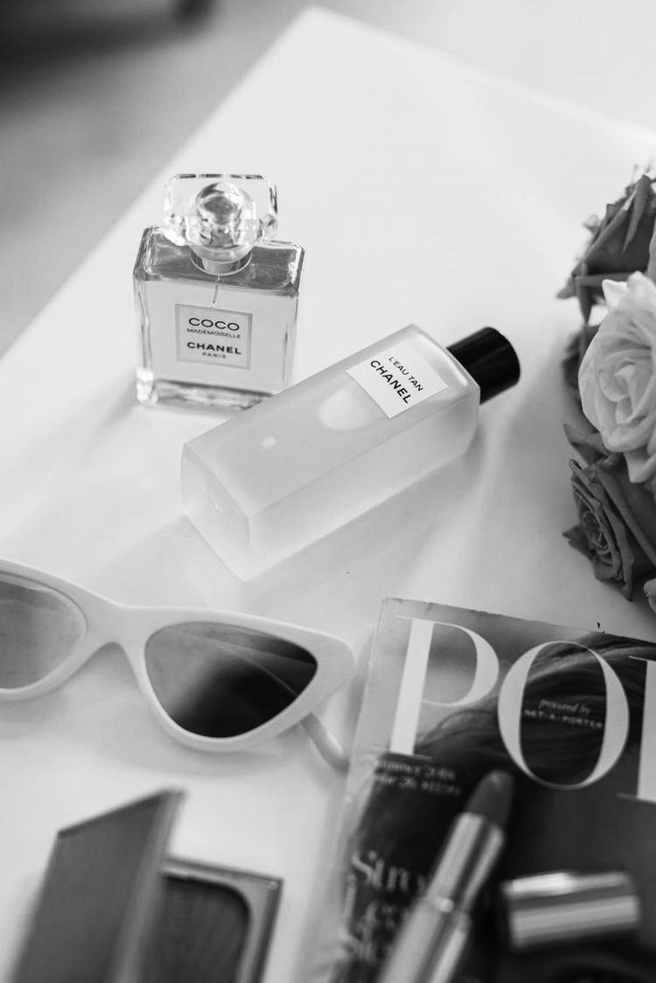 Parfüm, Sonnenbrille, Kosmetik, Flatlay, Schwarz-weiß, HD, iPad-Hintergrundbild