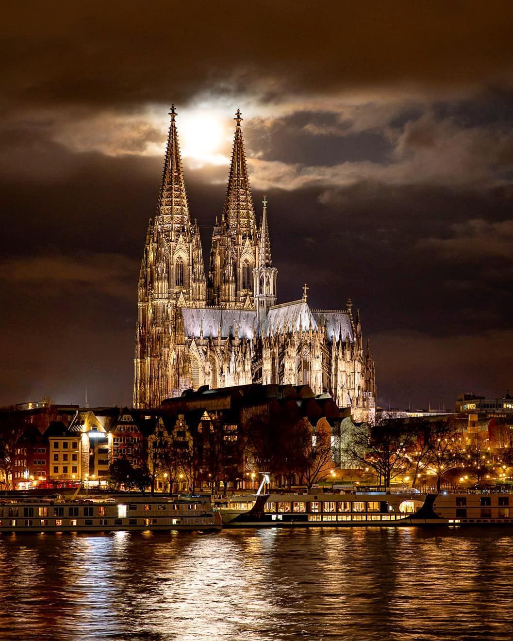Kölner Dom, Rheinufer, Köln, Nacht, Beleuchtung, Mond, HD, Hintergrundbild fürs Tablet